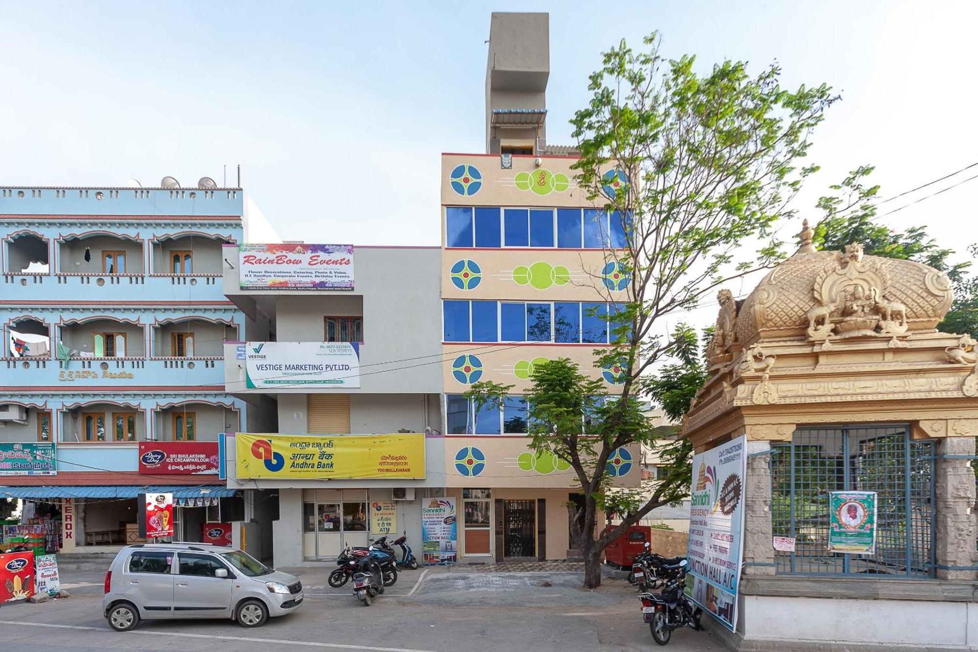 Hotel Oyo Sannidhi Residency