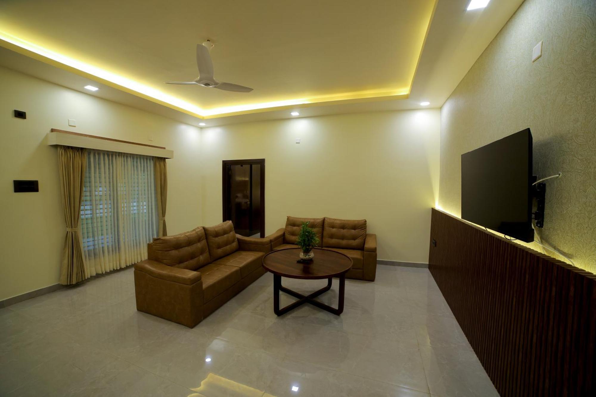 Valley And Tirupati, 27 Kms From Talakona Waterfall Resort