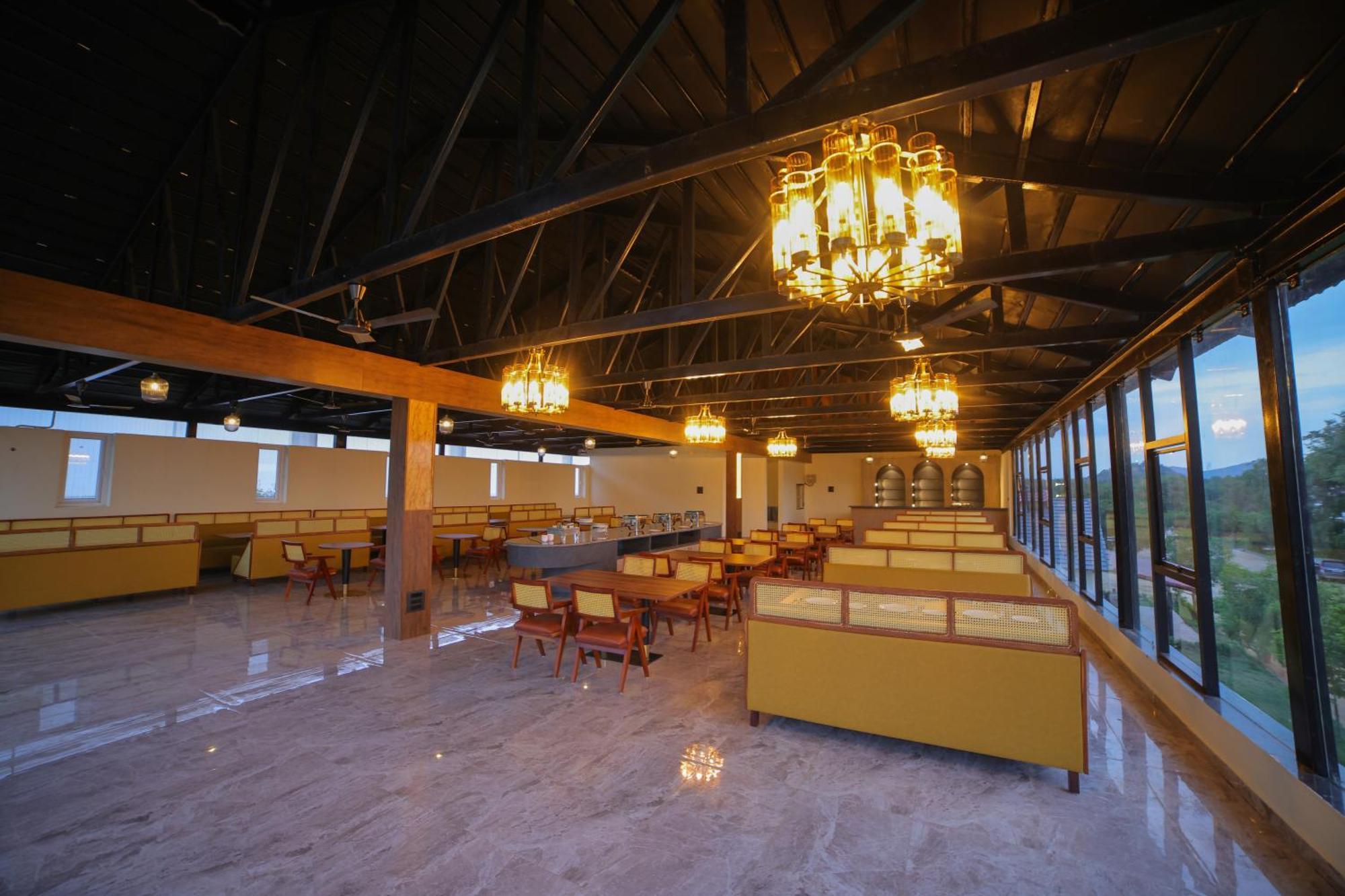 Valley And Tirupati, 27 Kms From Talakona Waterfall 4* Tirupati