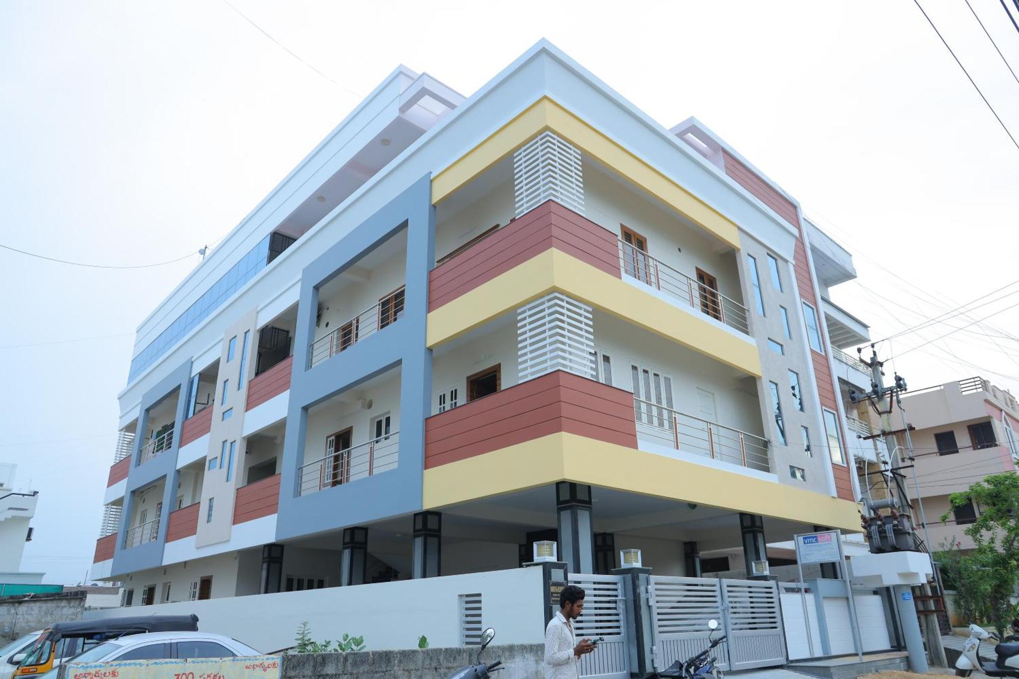 Hotel Padma Homes Stay- Luxury Service 1bhk & 2bhk & 3bhk