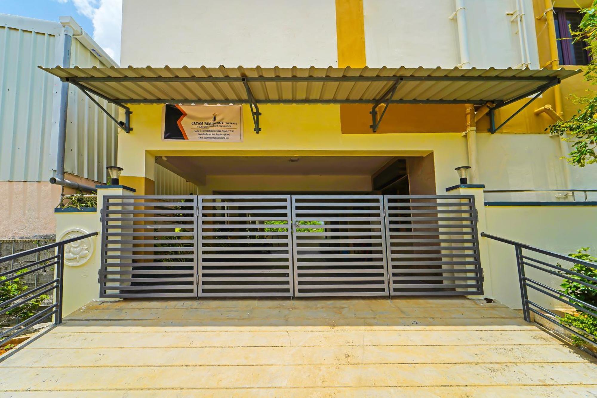 Hotel O Jayam Residency 4*