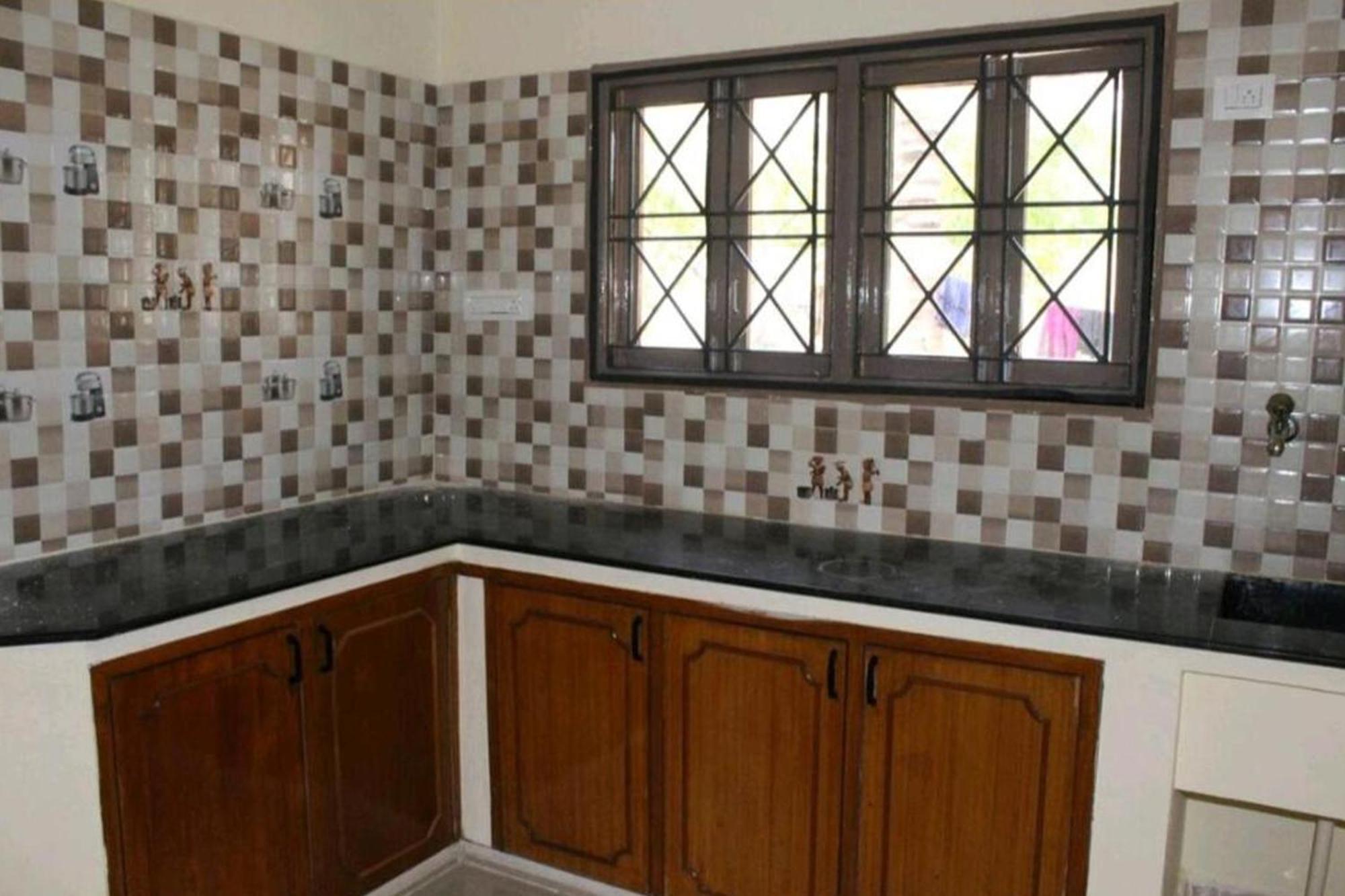 Brundha With Garden Villa Tirupati