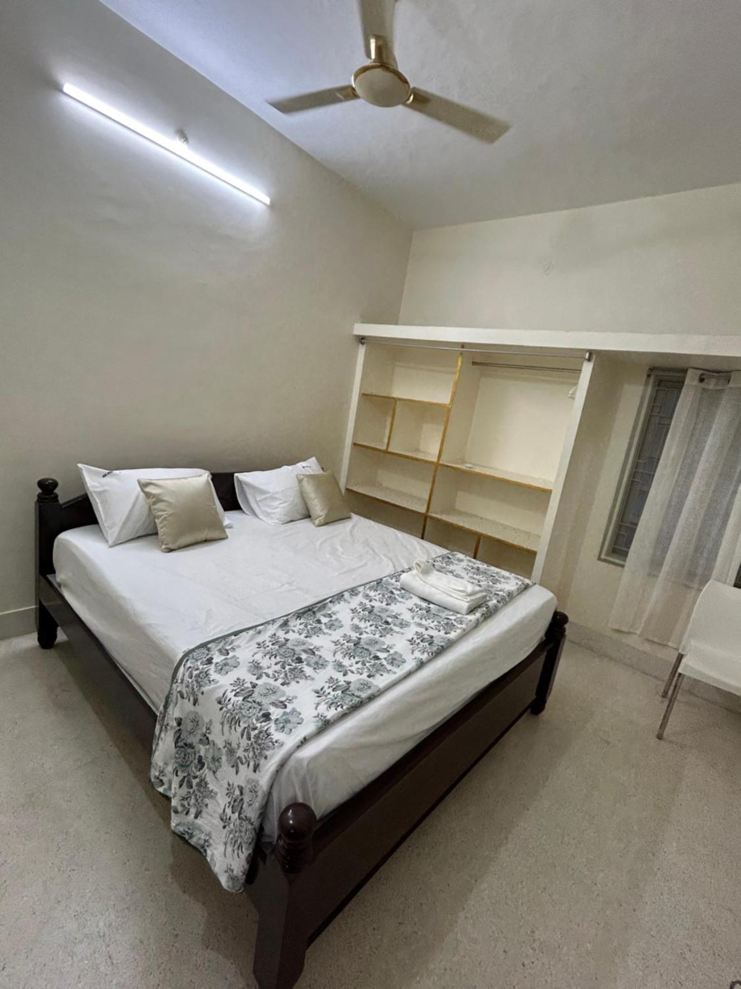 Abs Stay, 2bed Ac Flats,tirupati Homestay *