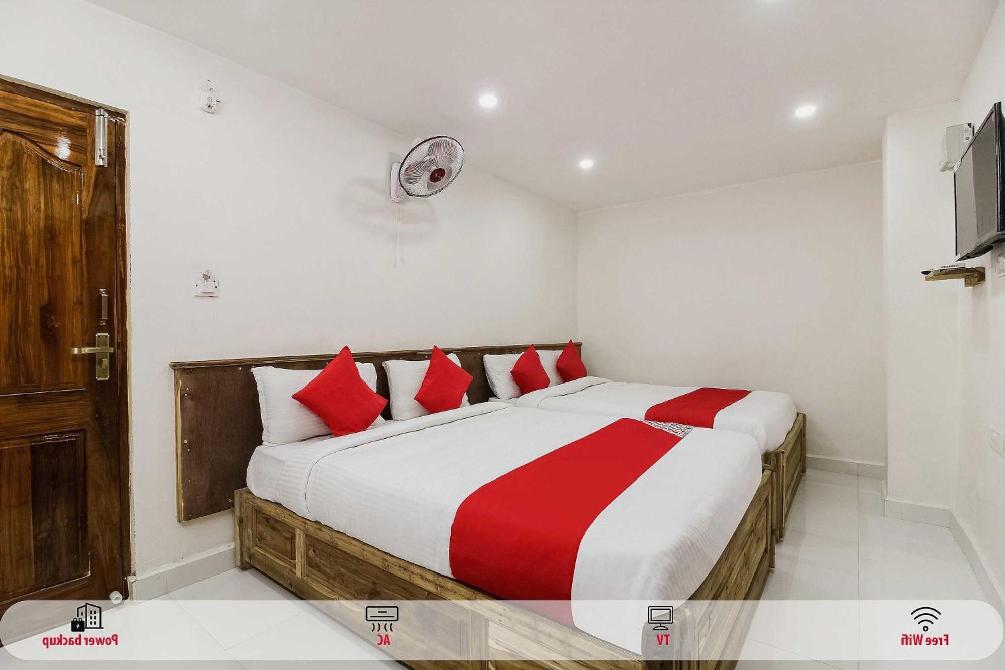 Hotel Collection O Sree Guru Lakshmi Residency