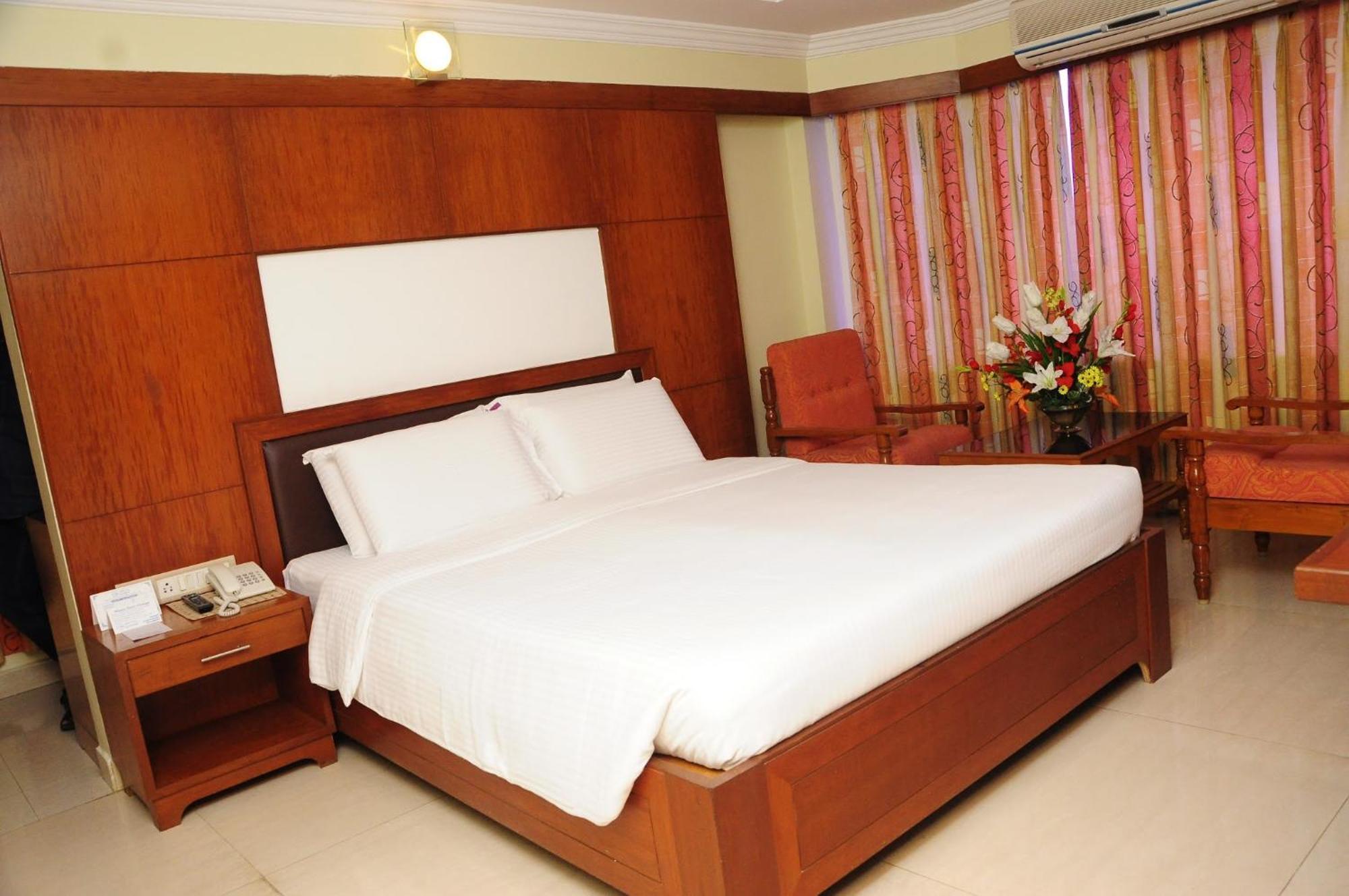 Plr Grand Hotel