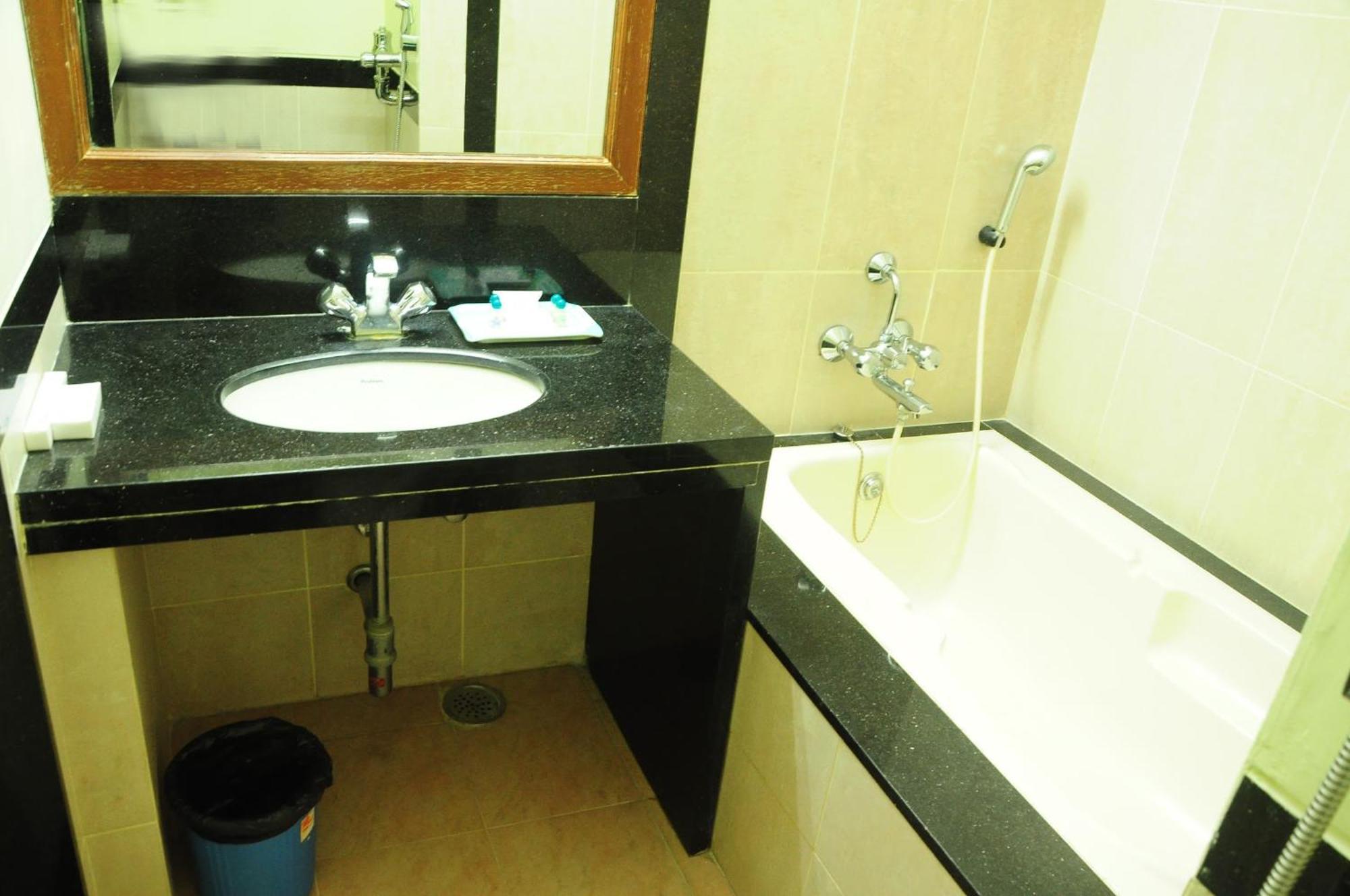 Hotel Plr Grand 3*