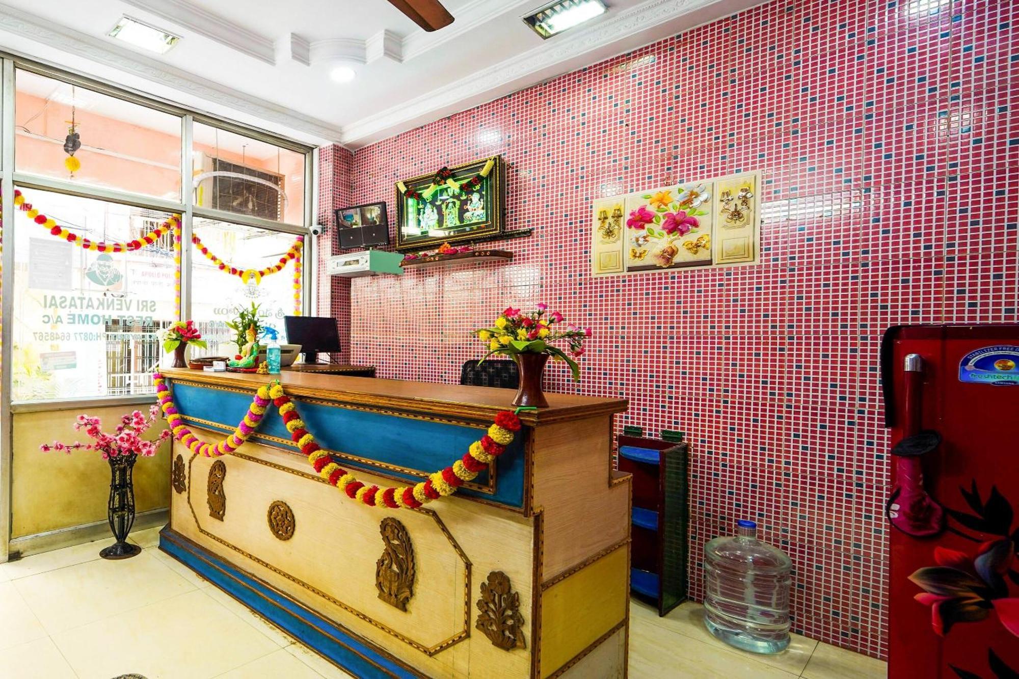 Spot On Venkata Sai Residency Hotel 2*