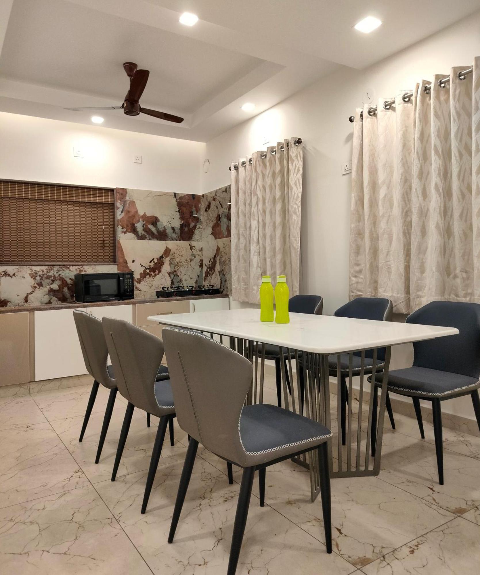 Villa Vista *