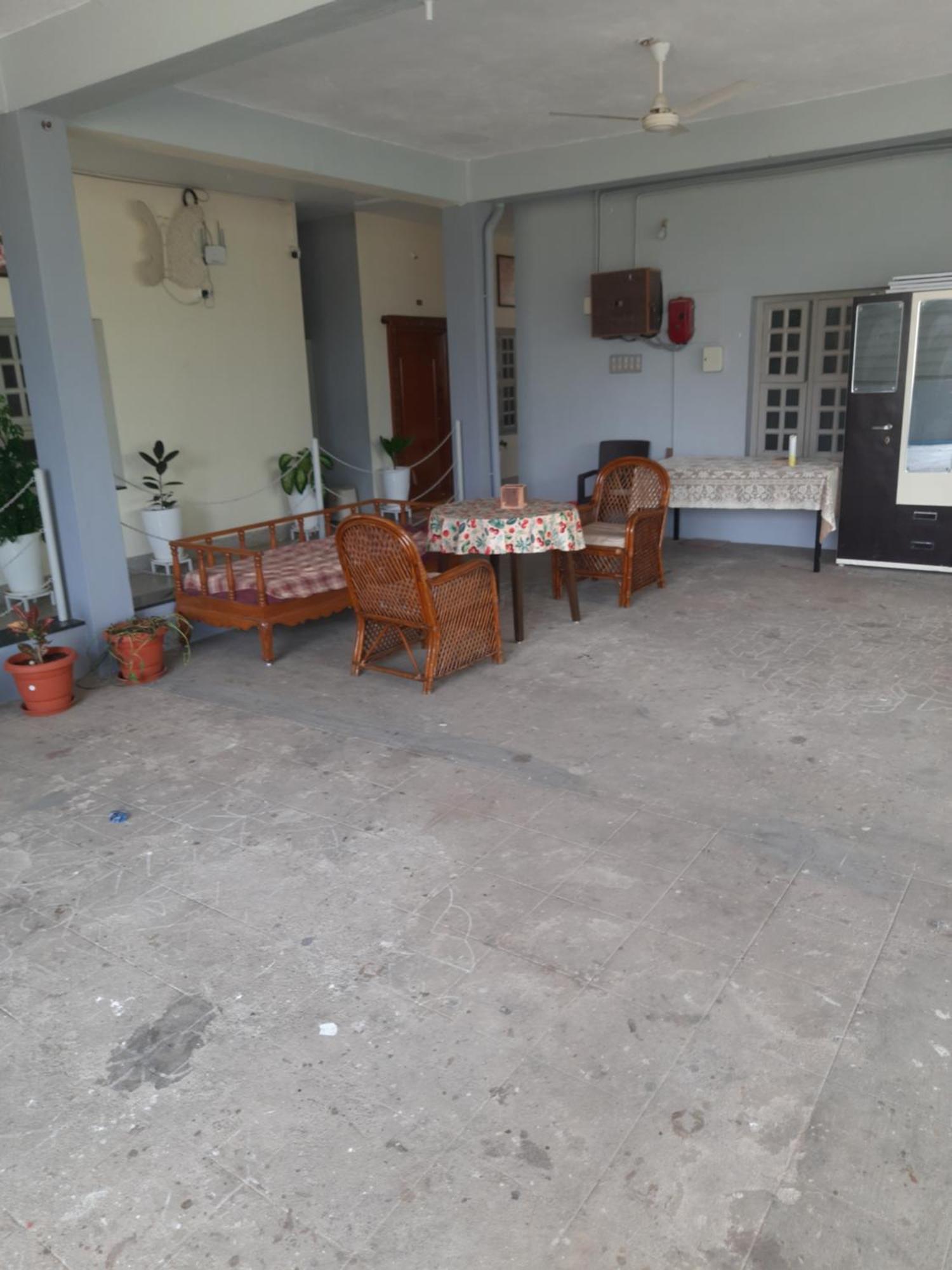 Abs Stay, 2bed Ac Flats,tirupati
