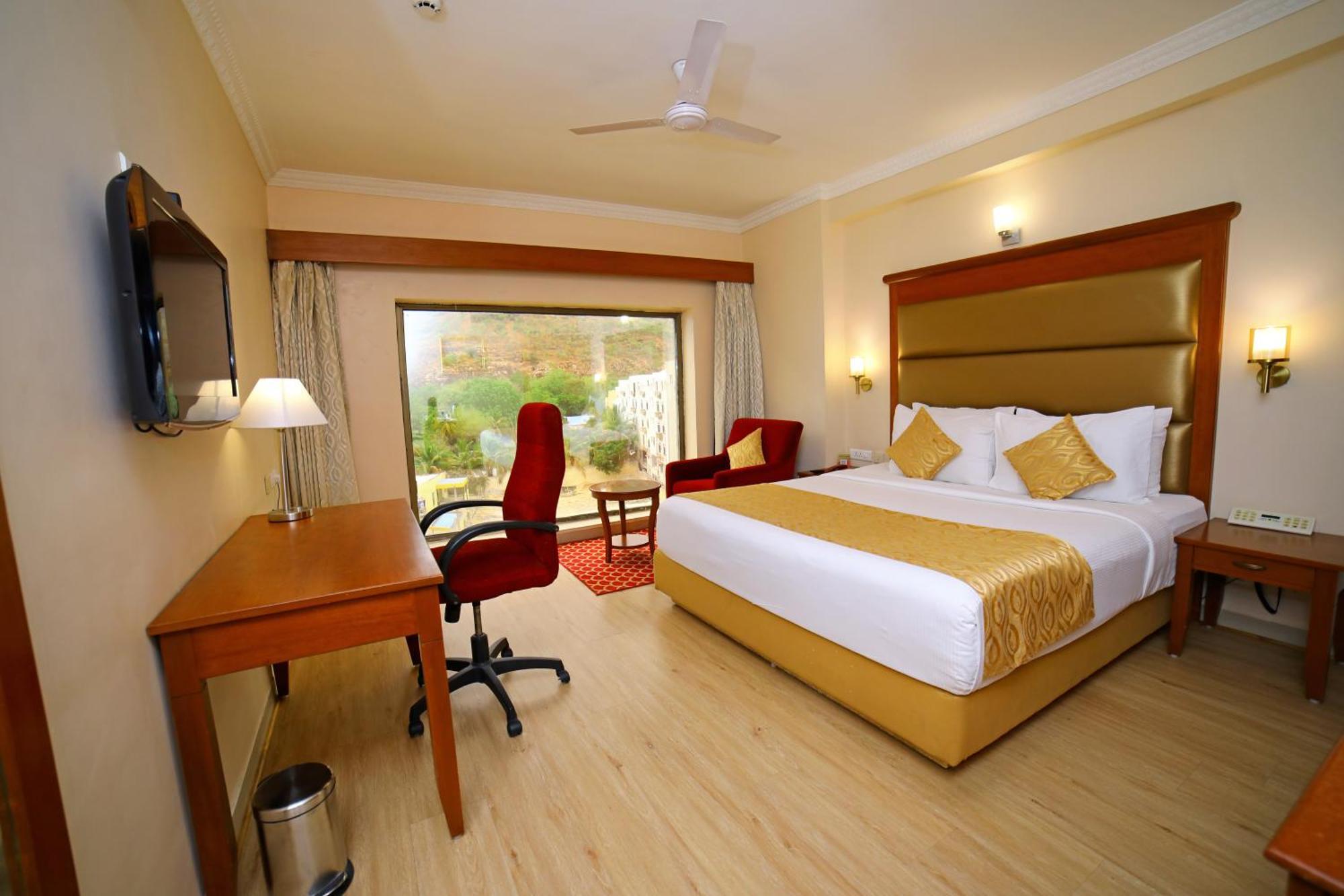 Raj Park- Hill View Hotel