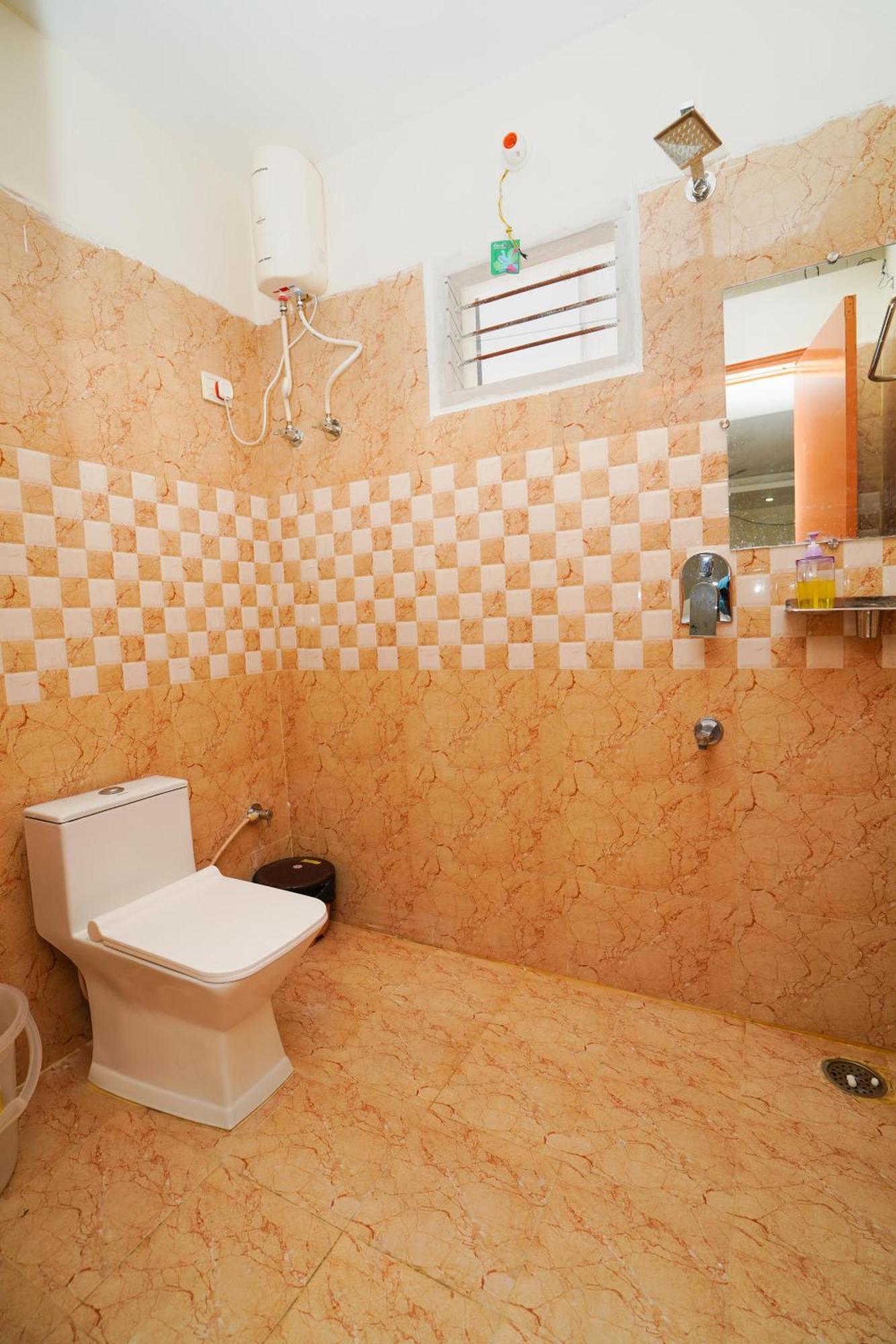 Golden - Duplex With Private Theater - A Golden Group Of Premium - Tirupati