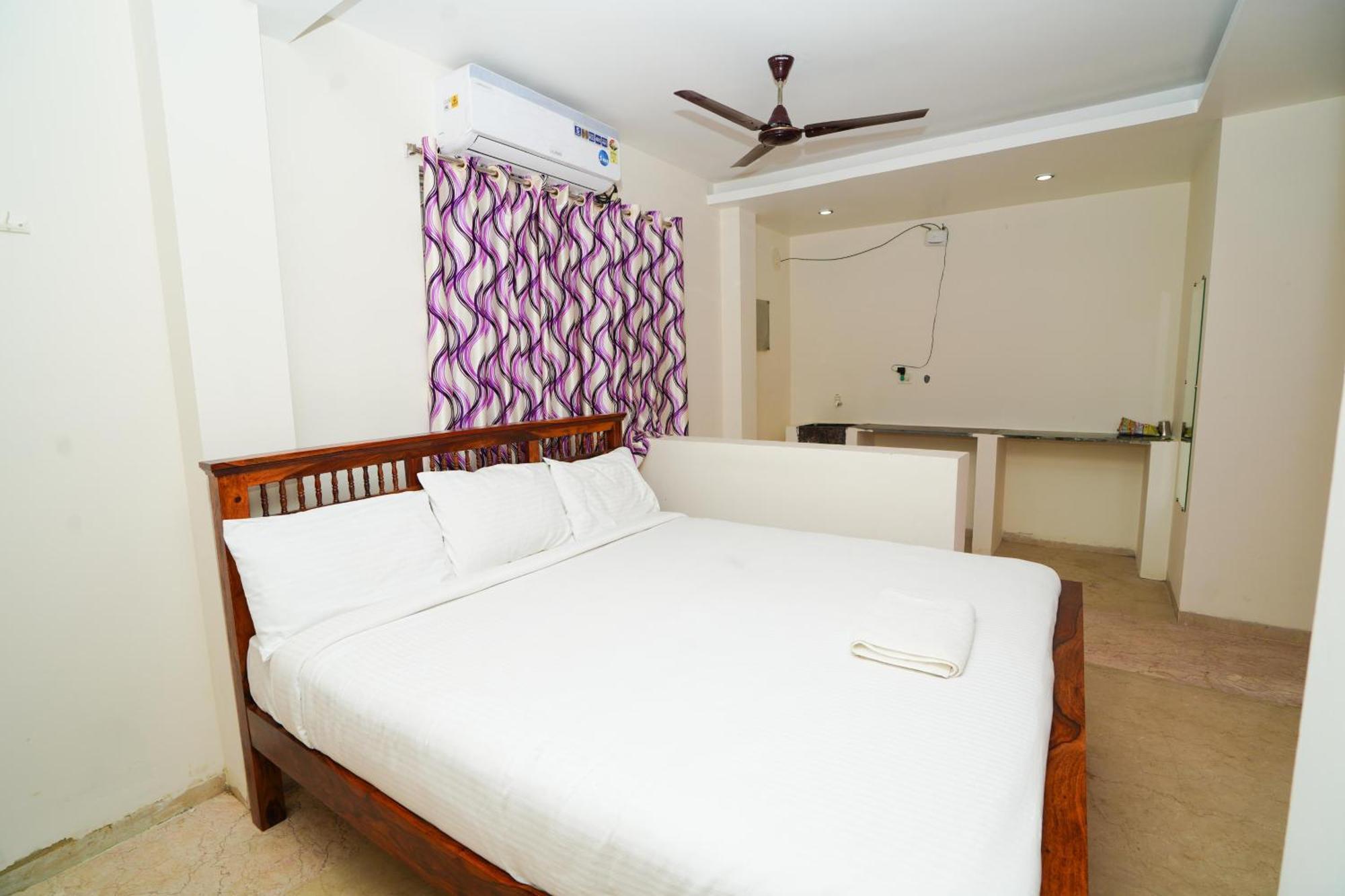 Golden - Duplex With Private Theater - A Golden Group Of Premium - Guest house Tirupati
