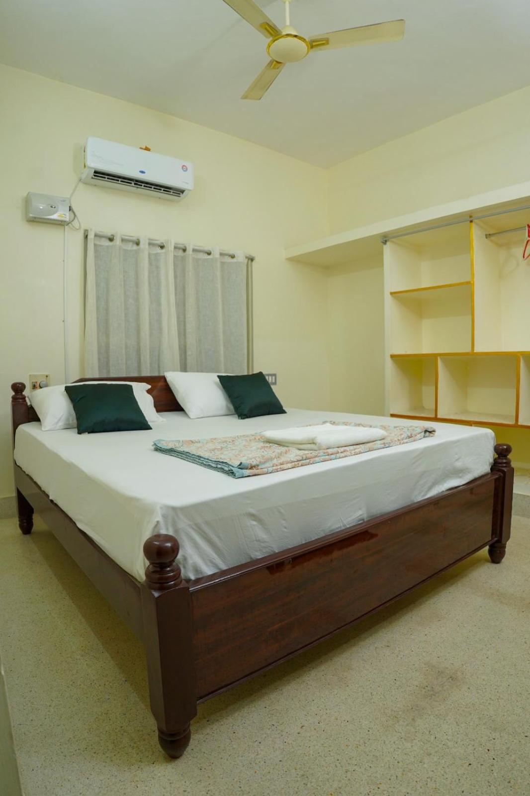 Abs Stay, 2bed Ac Flats,tirupati Homestay
