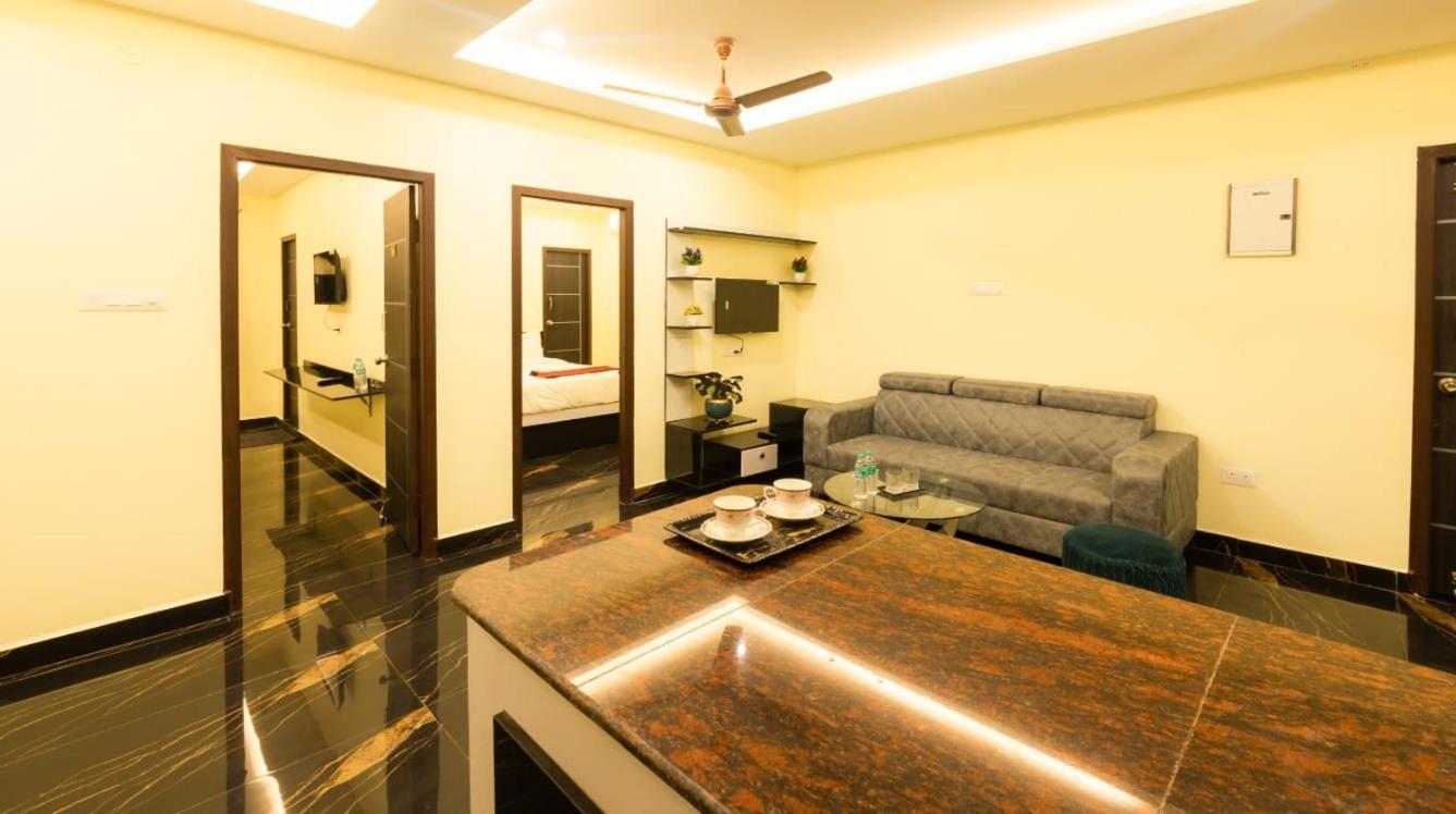 Beestay Elite Park 3*