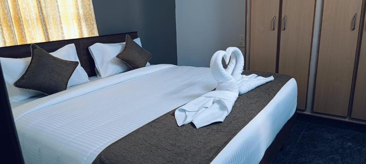 Pvk Residency, Hotel Tirupati