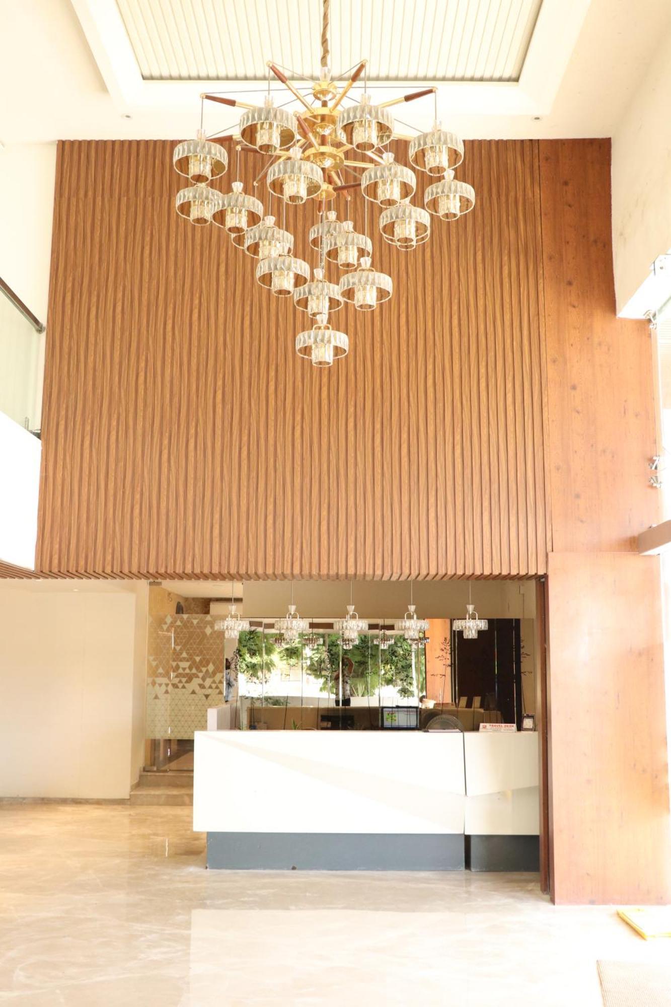 Am Kollection - Manasa Inn, Hotel Tirupati