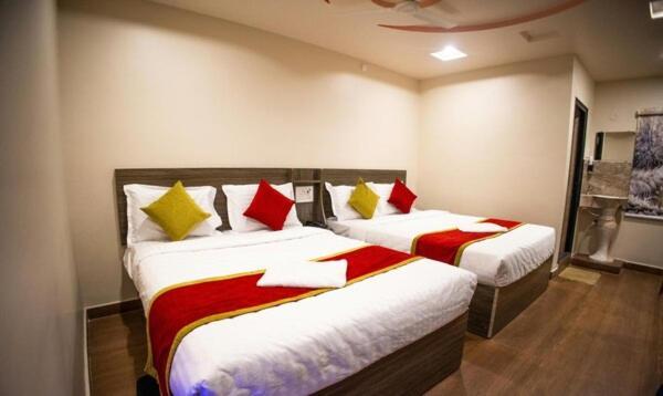 Dlr Grand Hotel 3*