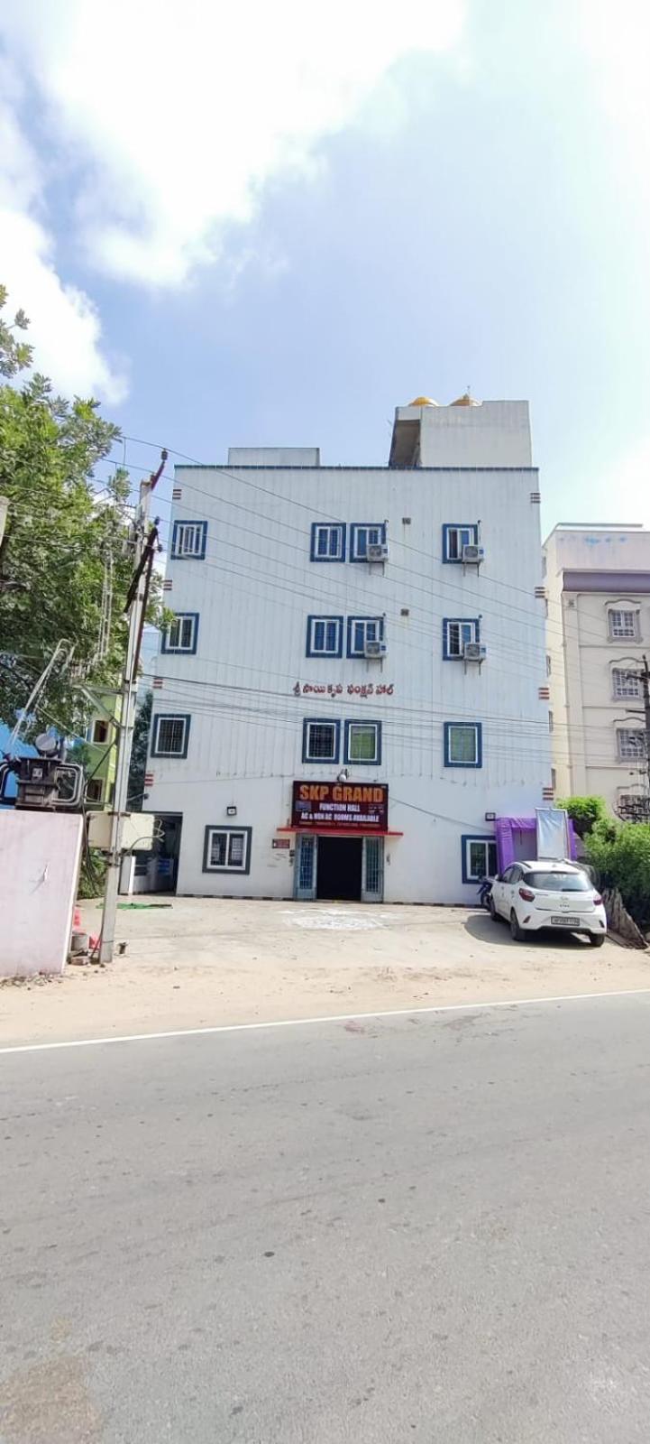 Hotel Skp Grand Tirupati