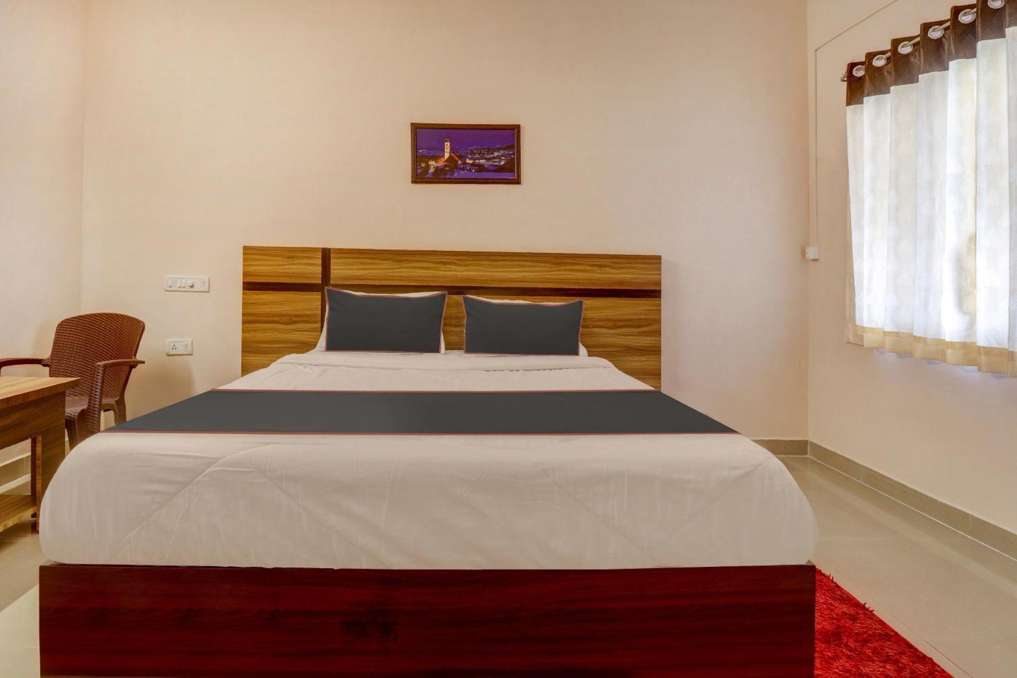 V M Hotel