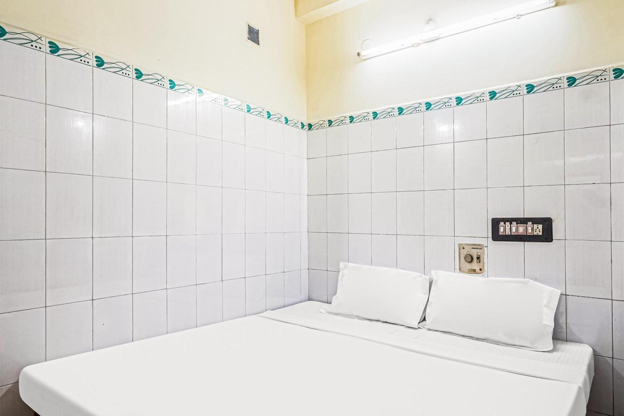 Spot On Venkata Sai Residency Tirupati