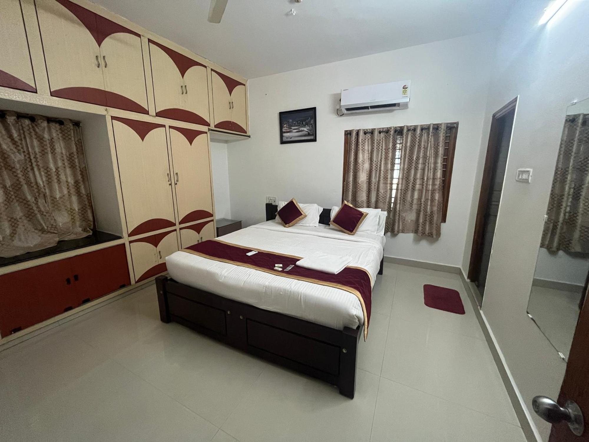 Homestay Nanda Mohan Homestay- Luxuries Ac Close To Alipiri Foothills-kapila Teertham And Iskcon Temple *
