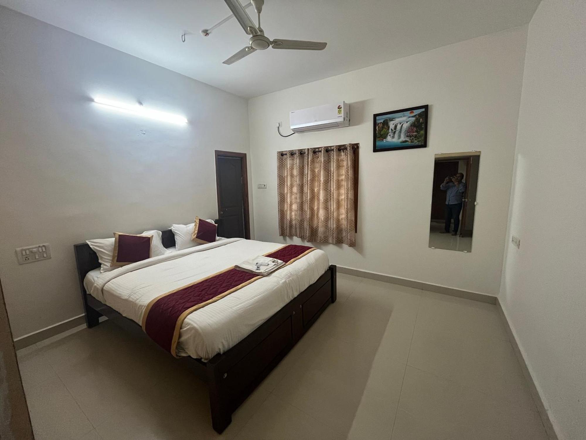 Homestay Nanda Mohan Homestay- Luxuries Ac Close To Alipiri Foothills-kapila Teertham And Iskcon Temple