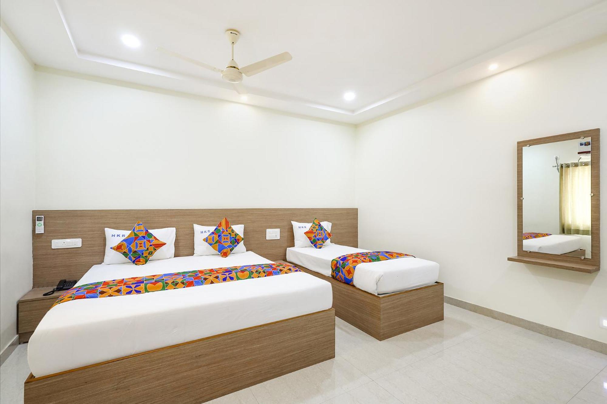 Fabhotel Karthikeya Residency - Bus Stand - 900m 3* Tirupati