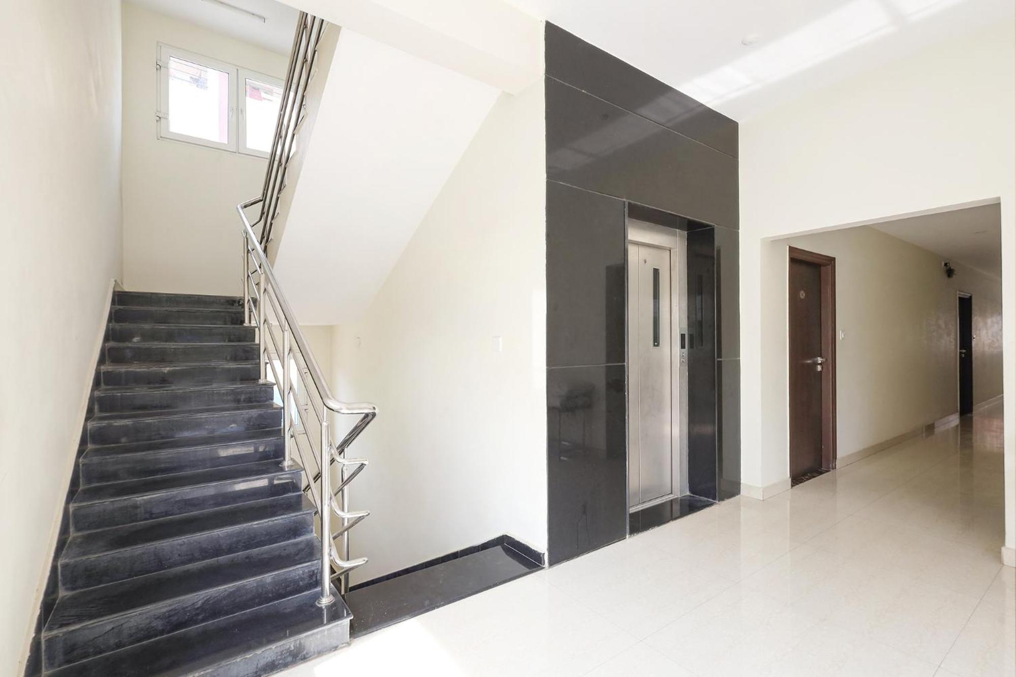 Fabhotel Karthikeya Residency - Bus Stand - 900m 3* Tirupati