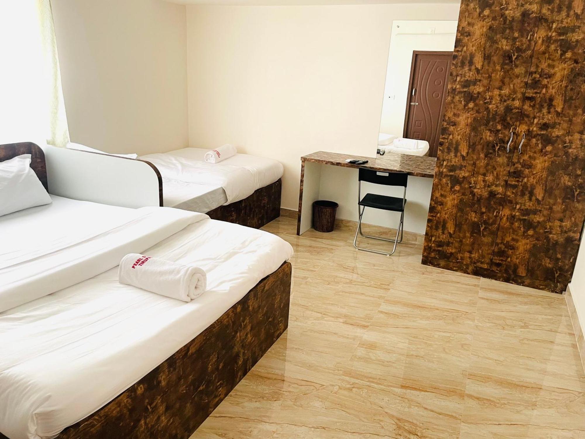 Pearl Stays, Tirupathi Hotel 2*