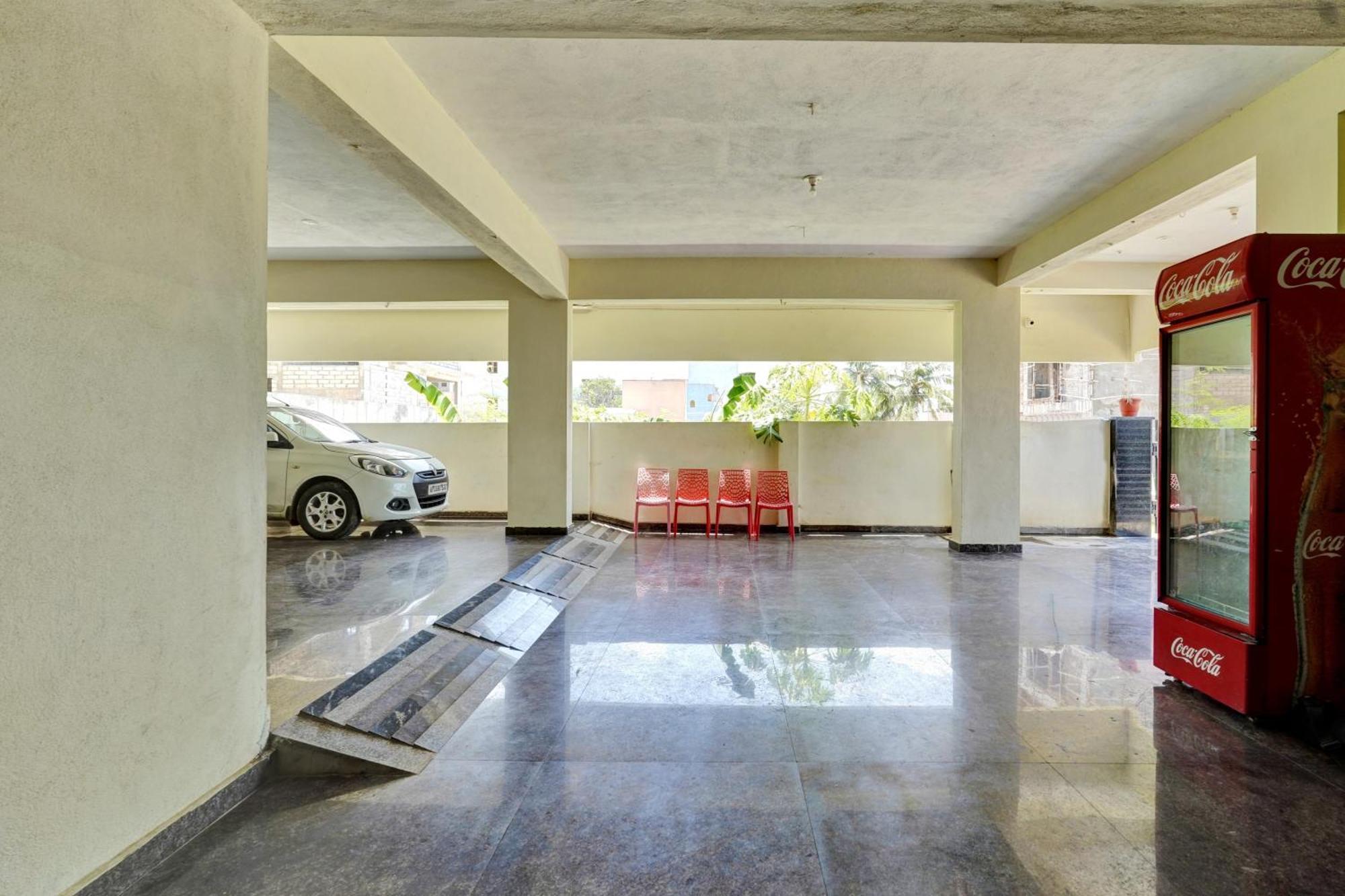 Hotel O Skv Residency Service *