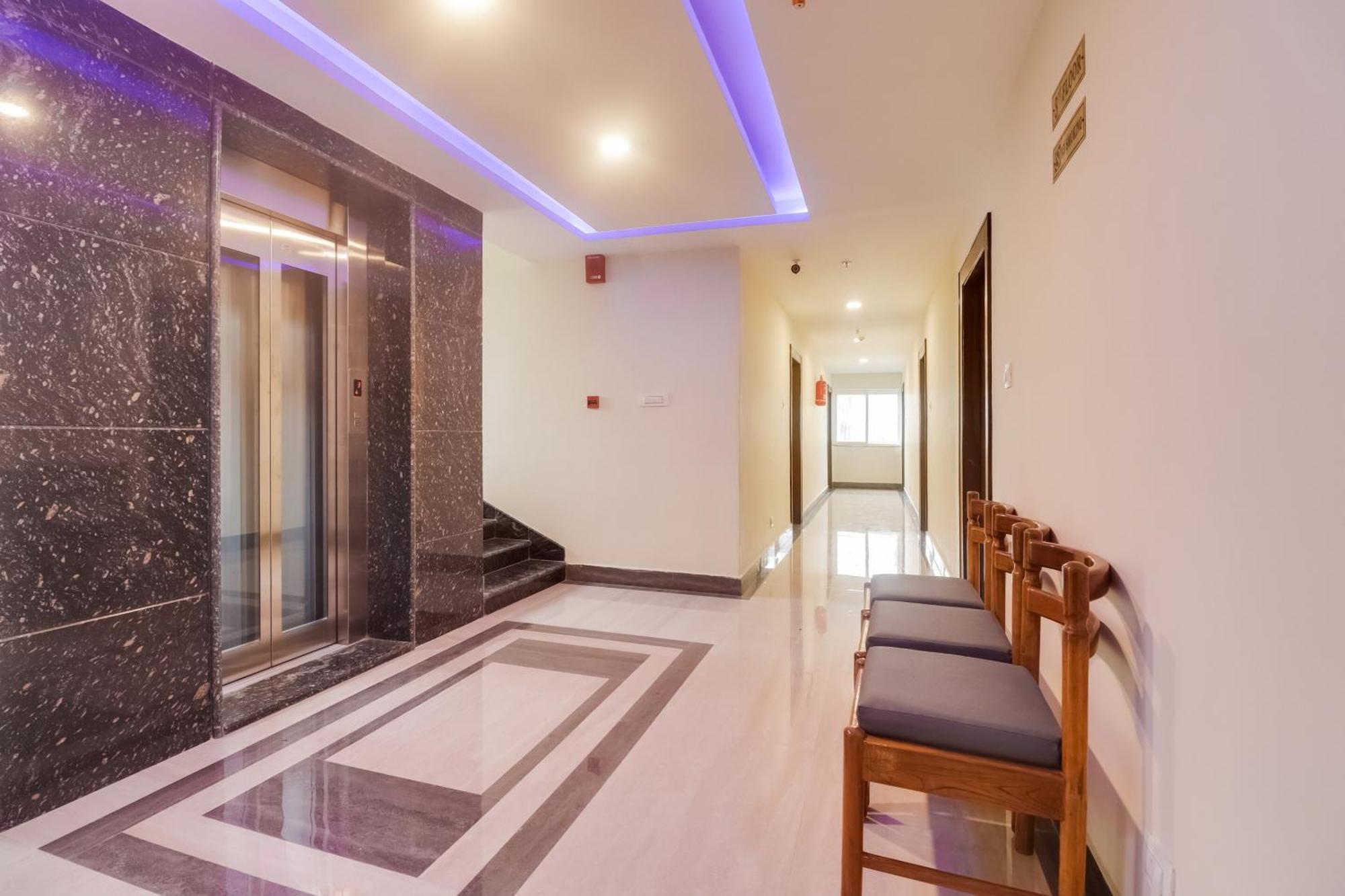 Super Townhouse Dj Grand 4*