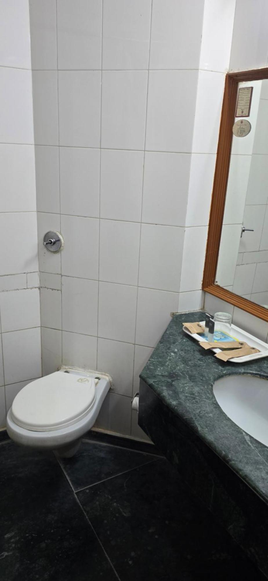 Ramee Guestline Hotel