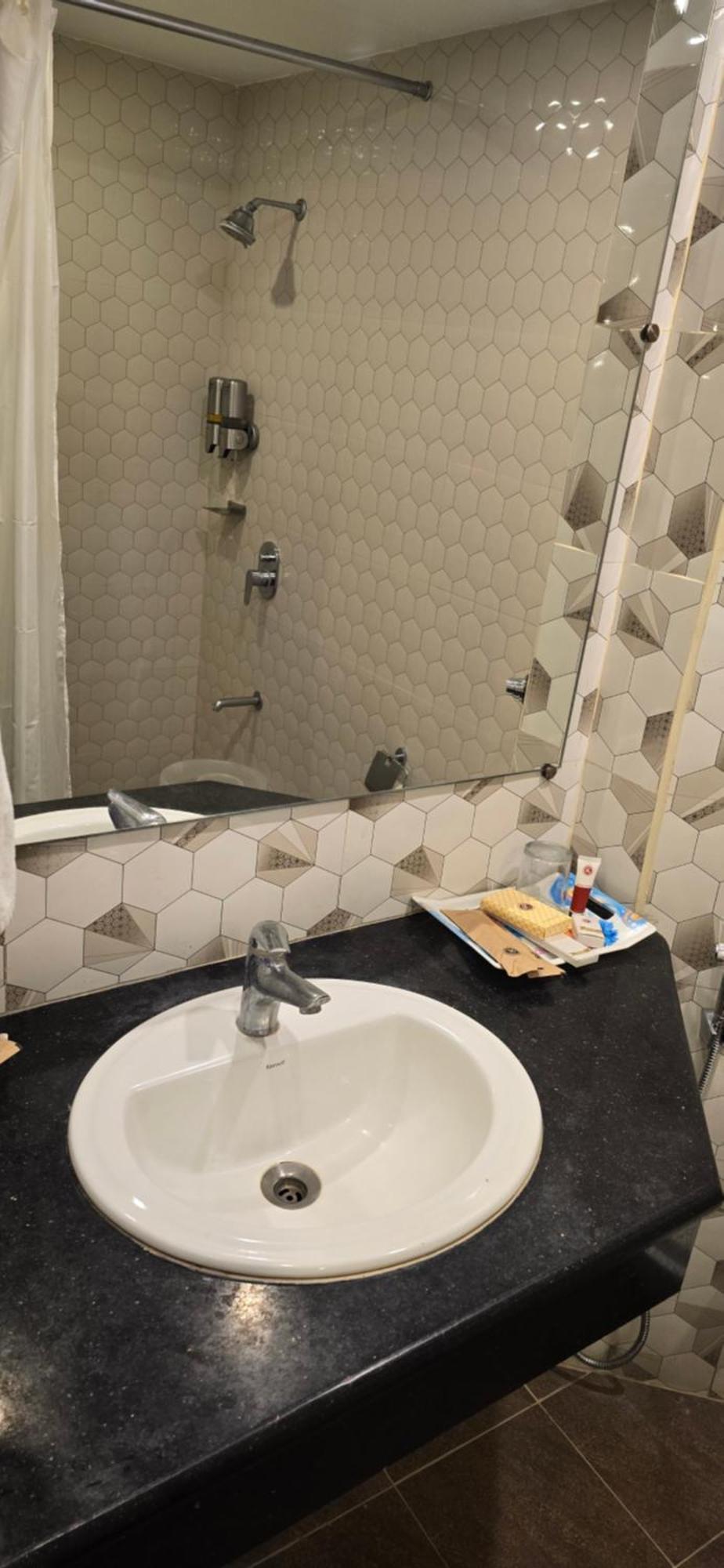 Ramee Guestline Hotel 3*
