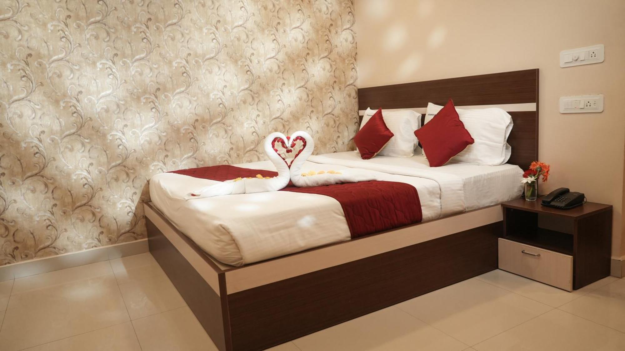 Hotel Mountview Comforts Tirupati