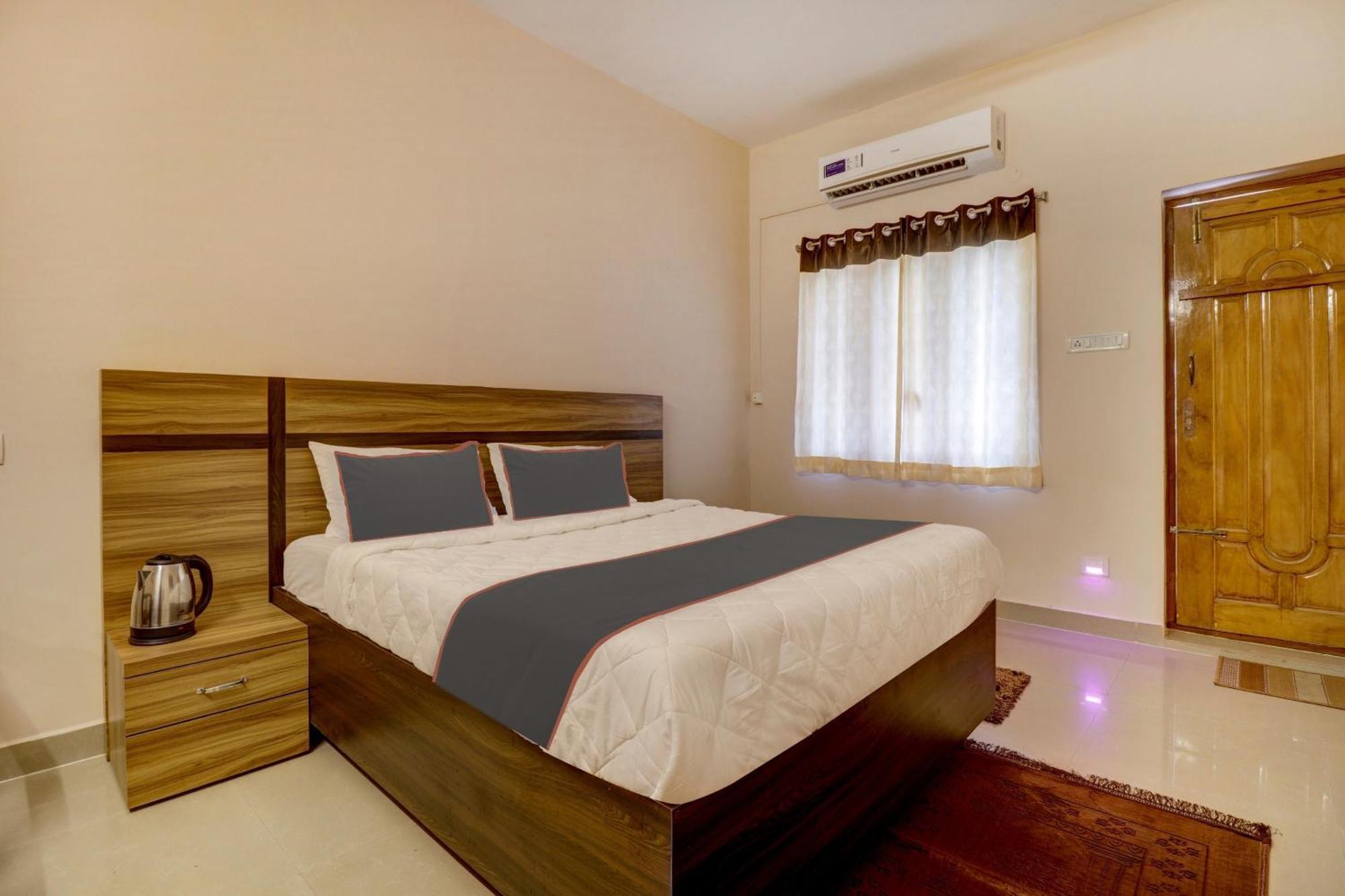 V M 4* Tirupati
