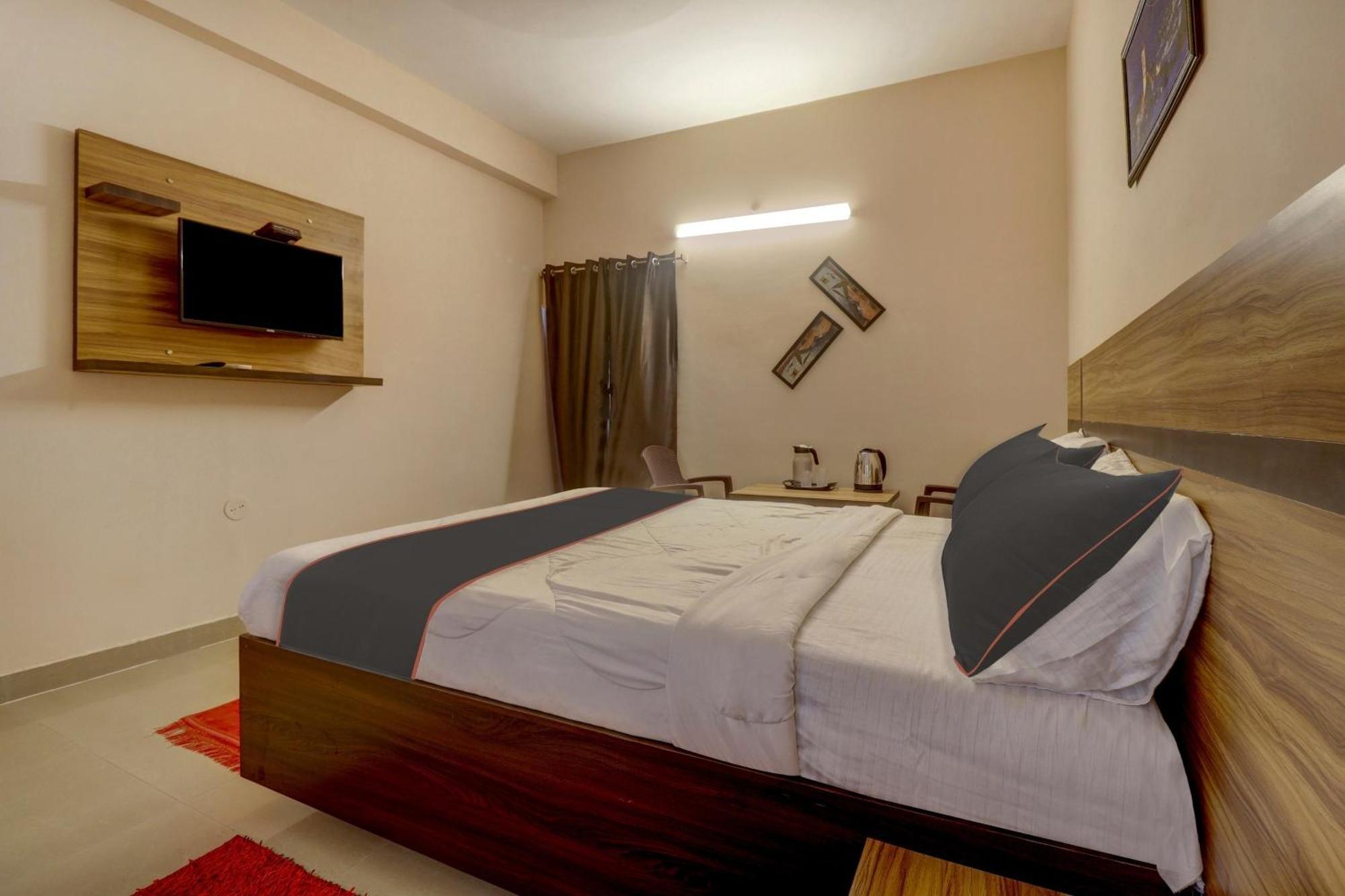 Hotel V M 4*