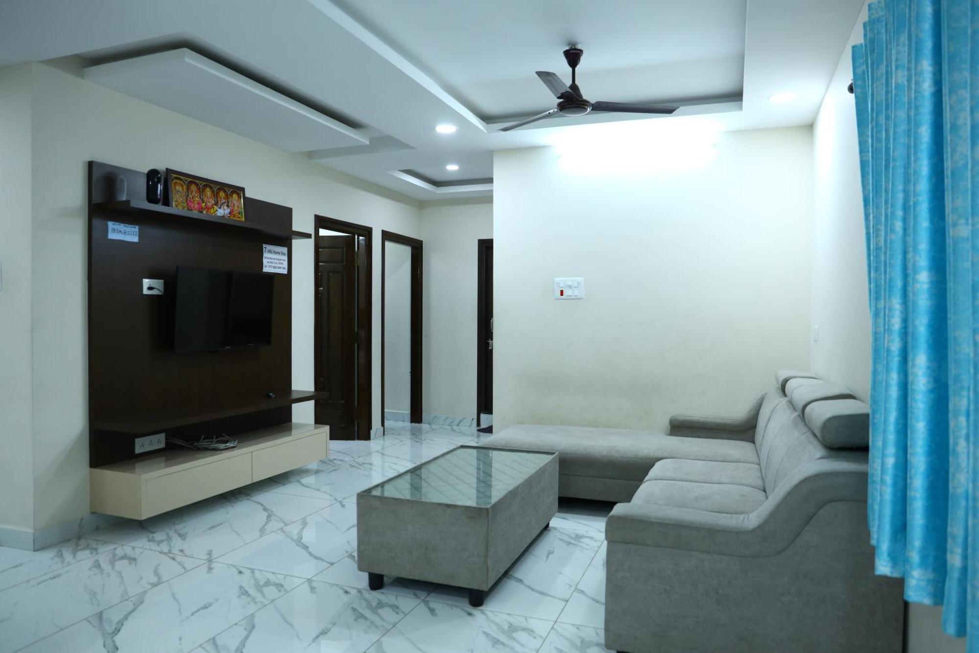Aparthotel 7 Hills Serene *