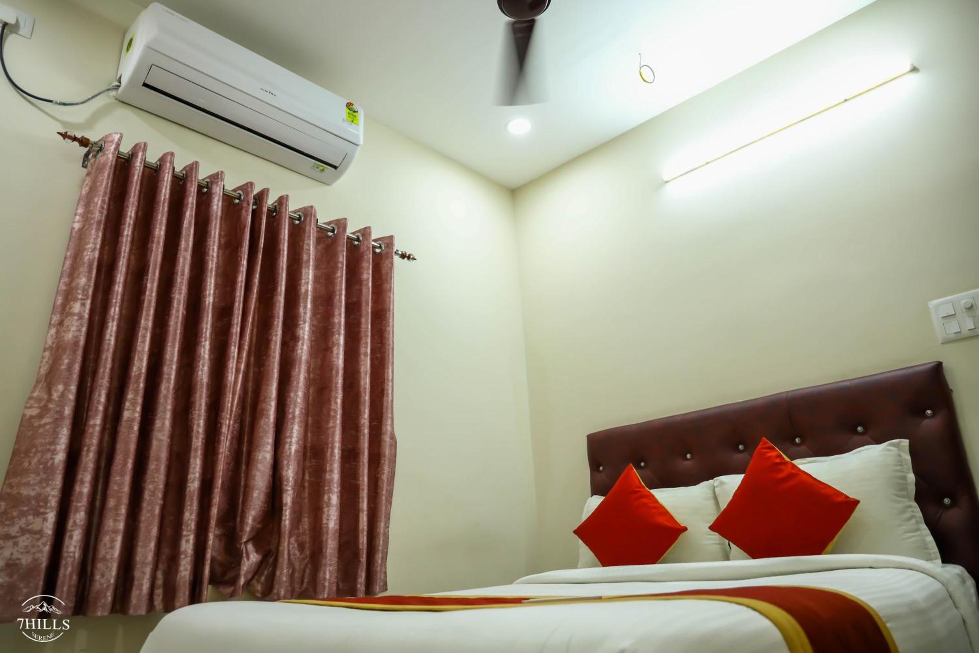 7 Hills Serene Aparthotel