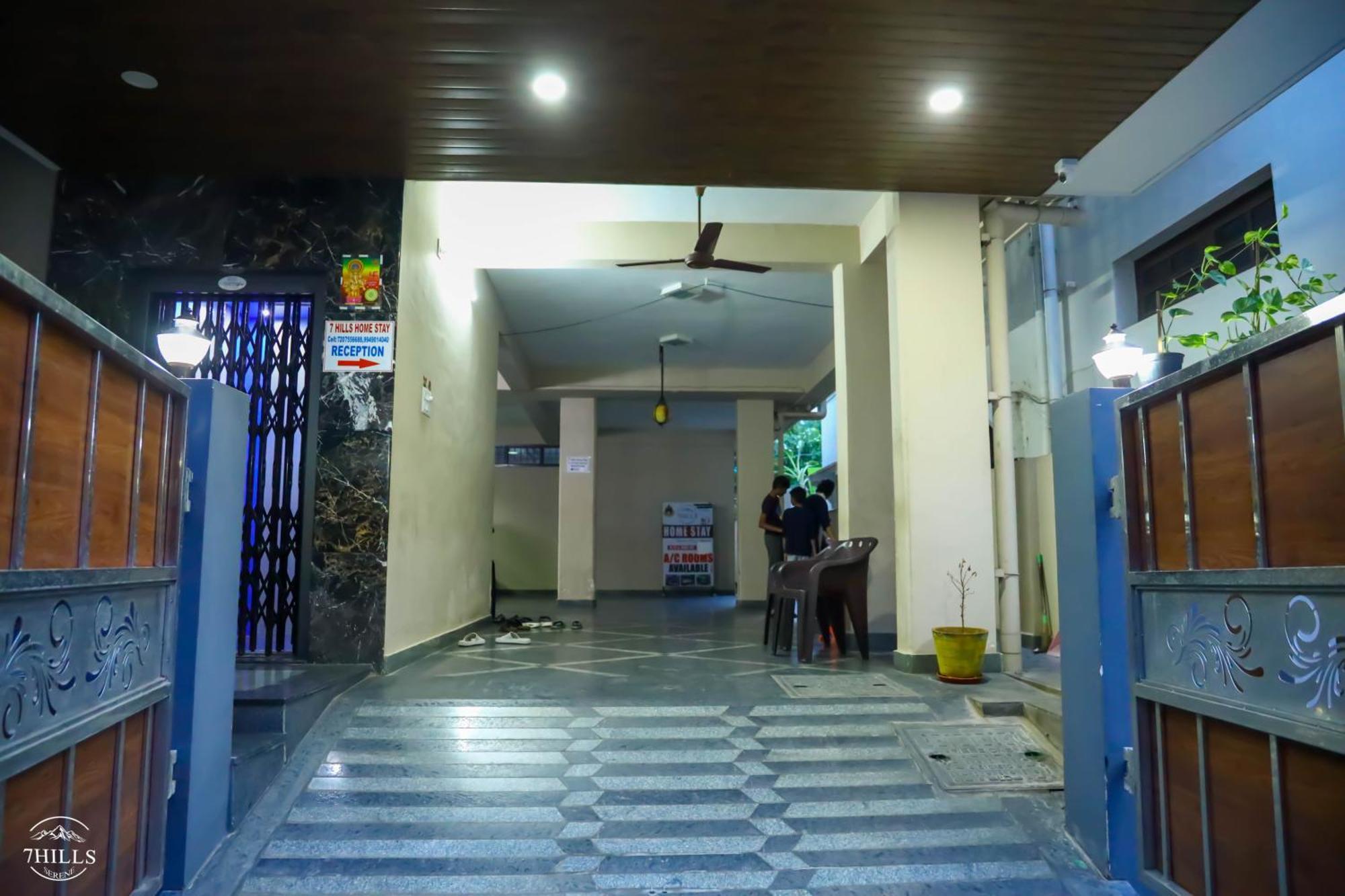7 Hills Serene Aparthotel