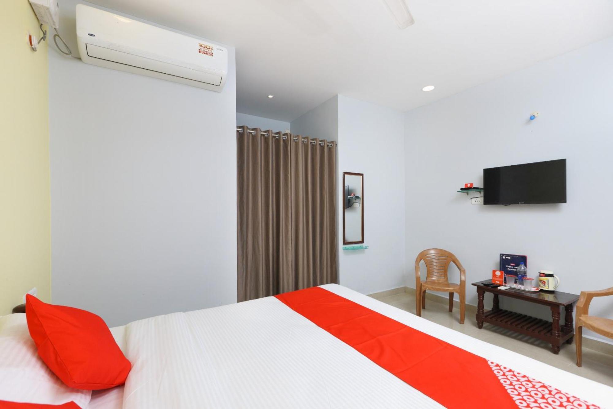 Capital O Sai Golden Hotel