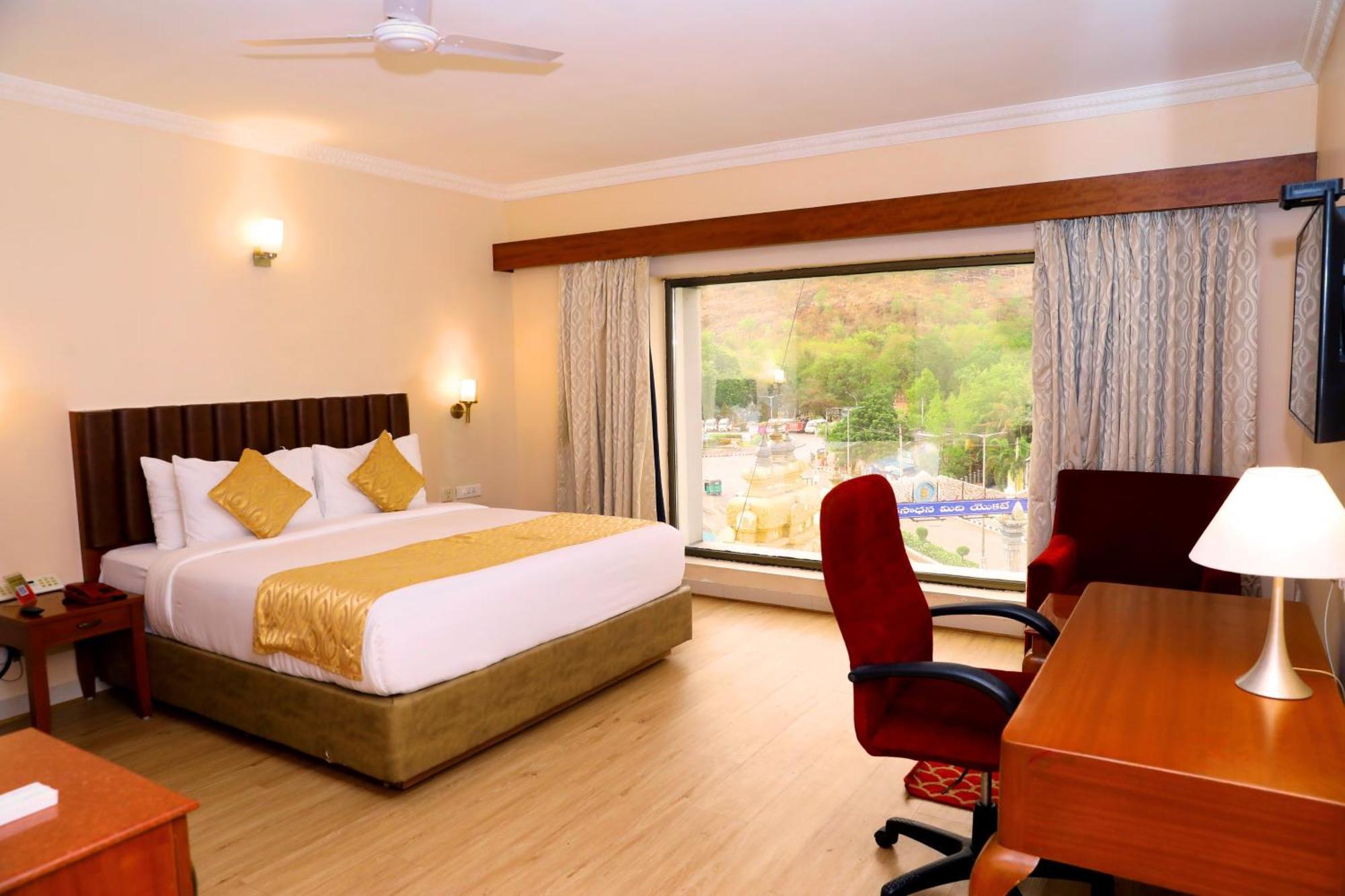 Raj Park- Hill View Hotel