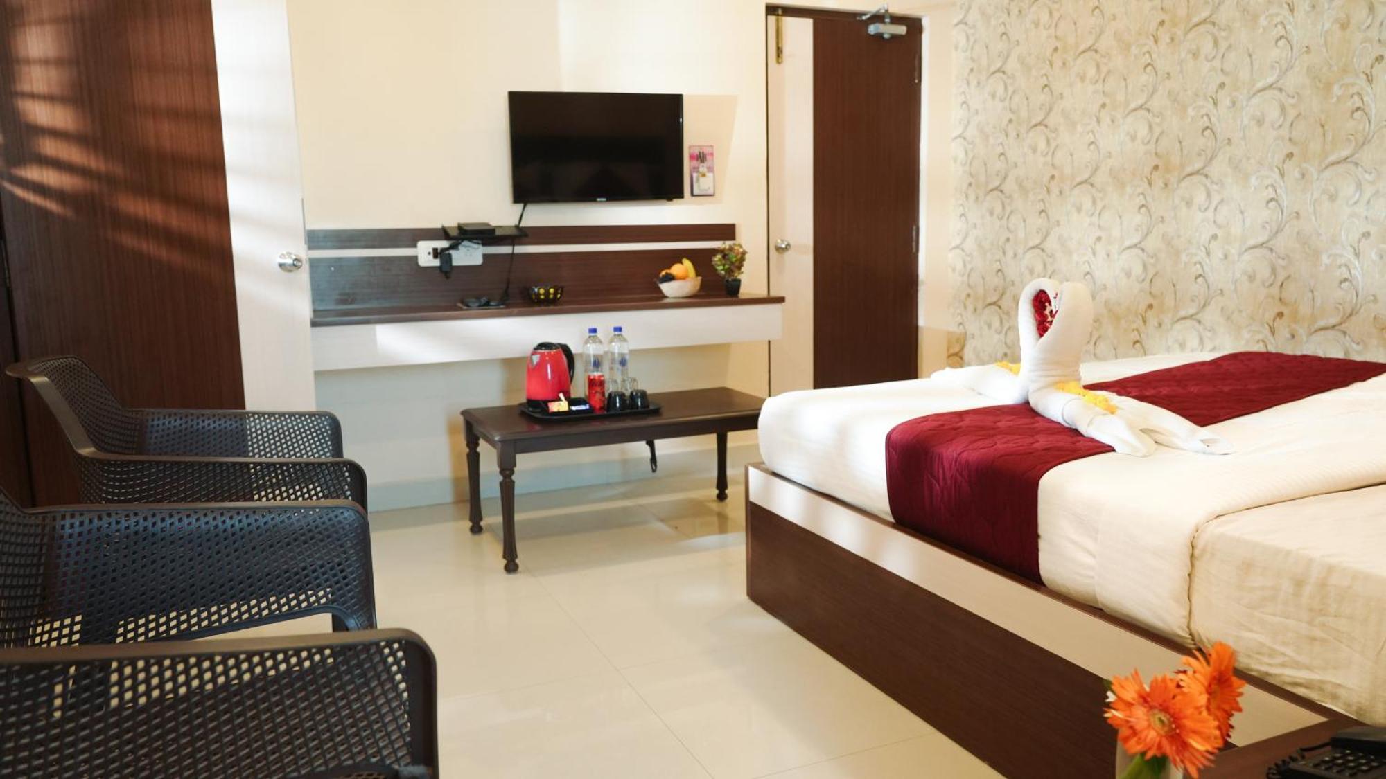 Mountview Comforts Hotel