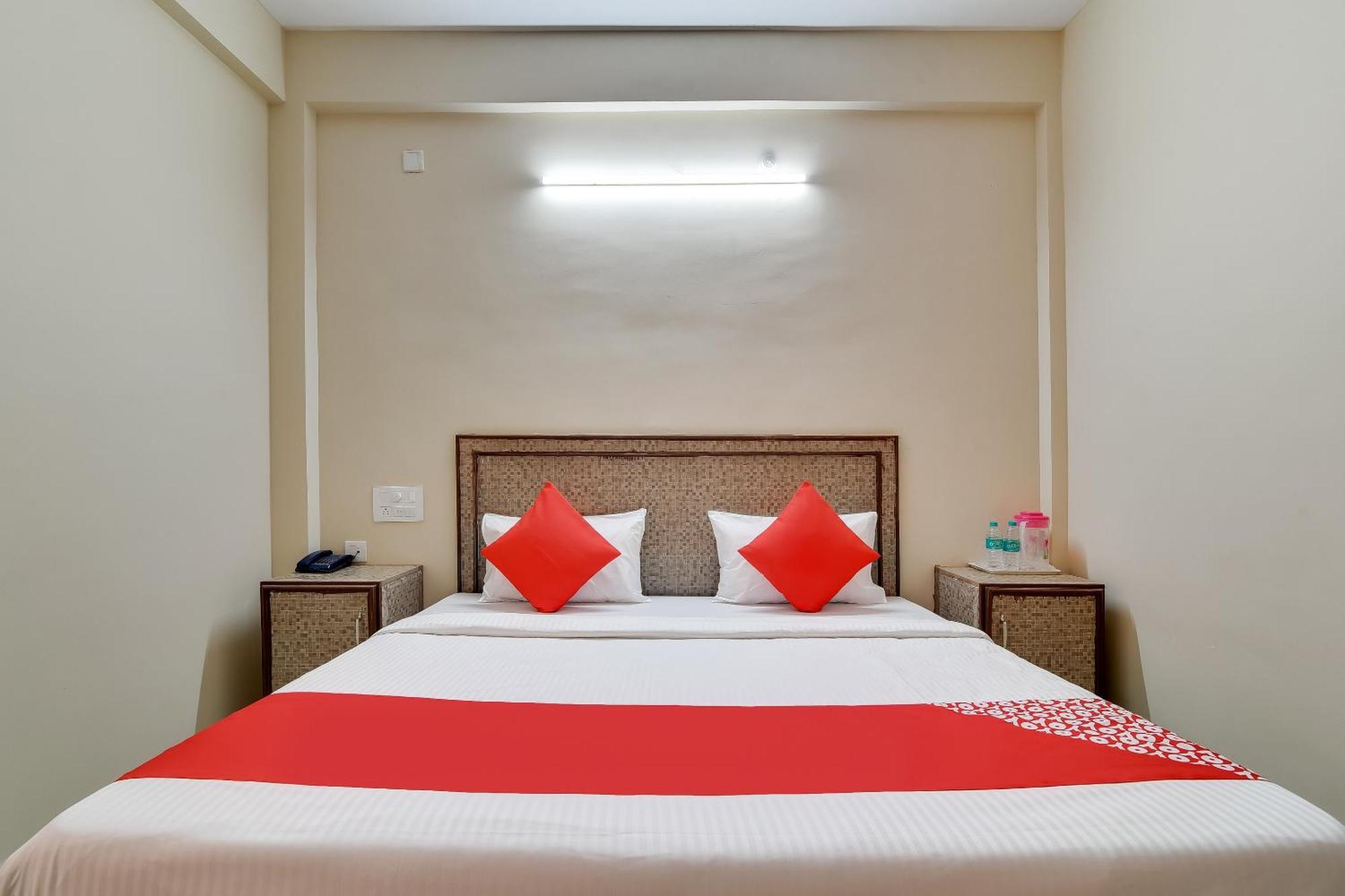 Hotel O Tnr Residency