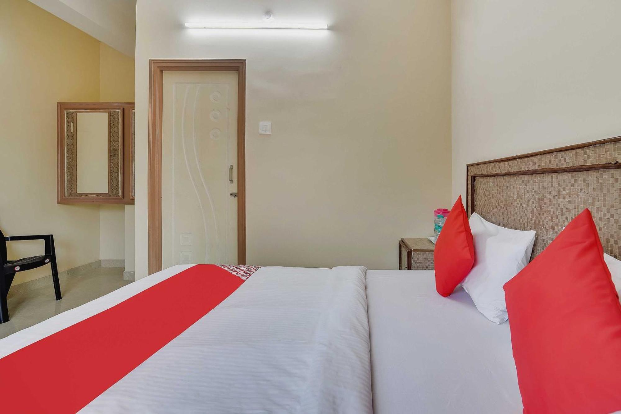 O Tnr Residency Hotel Tirupati
