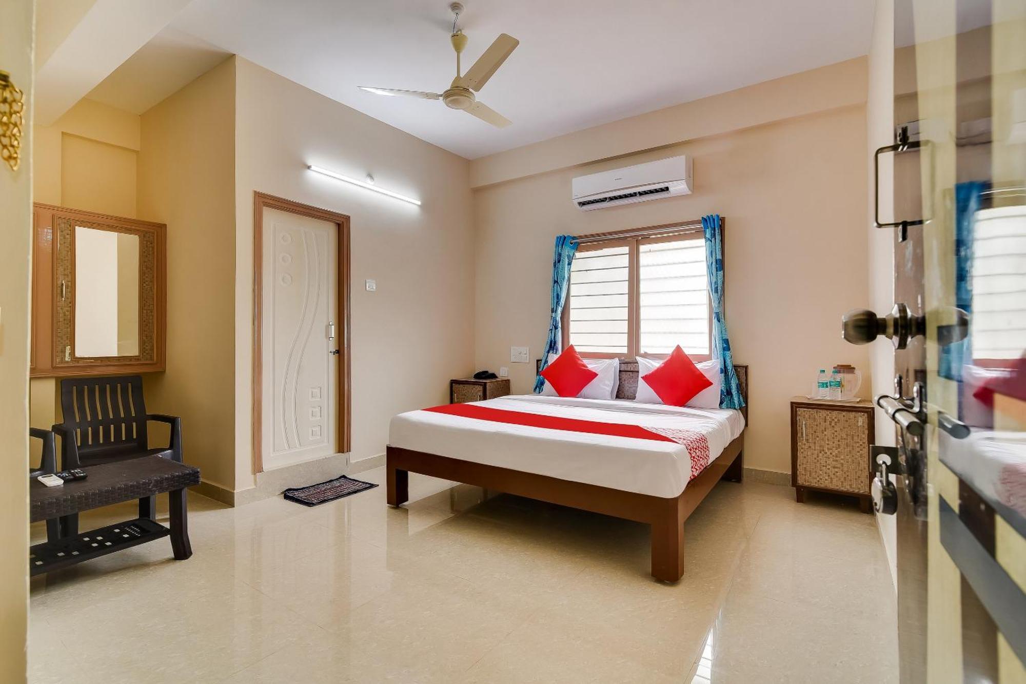 O Tnr Residency Hotel Tirupati