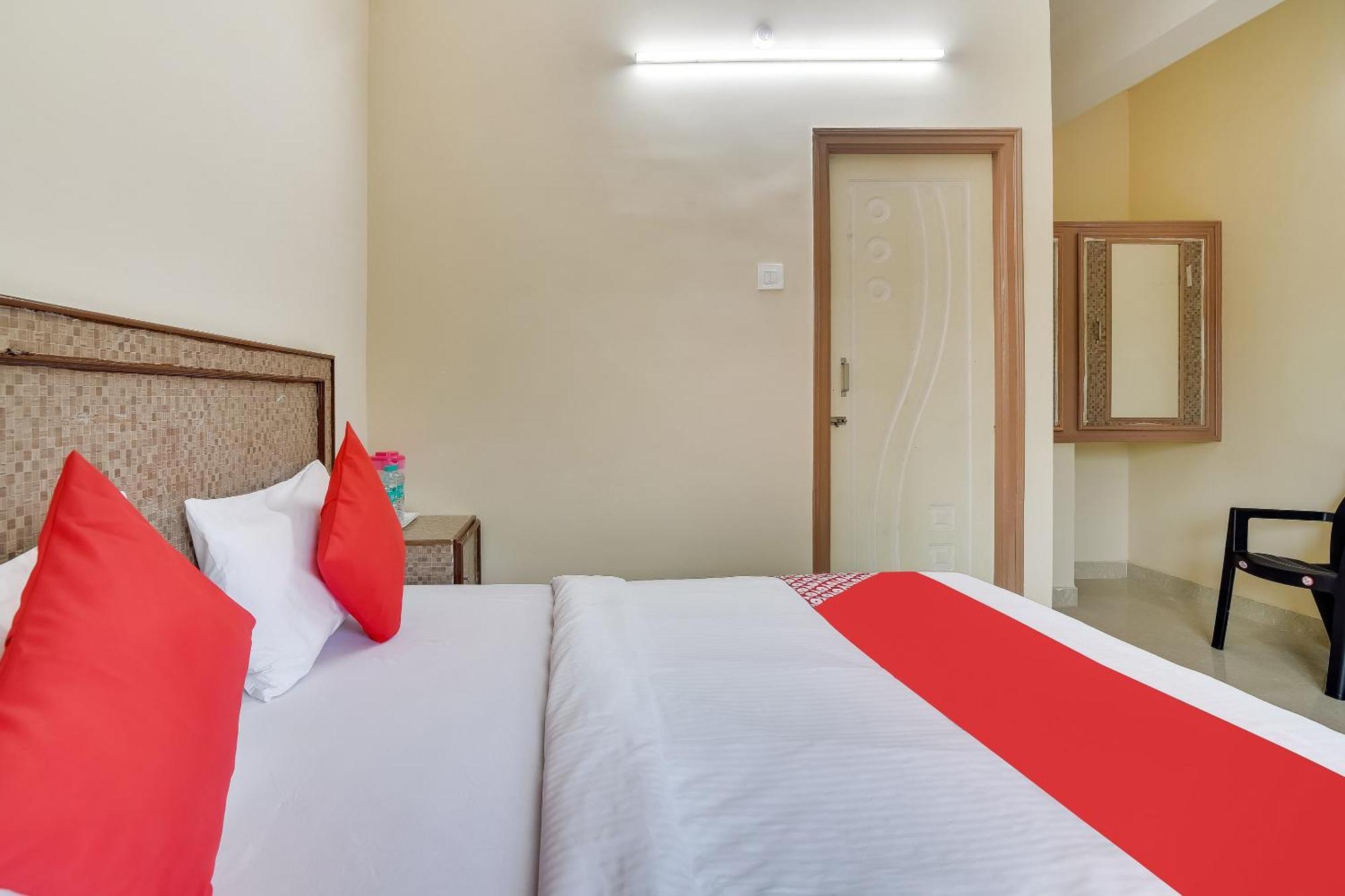 Hotel O Tnr Residency