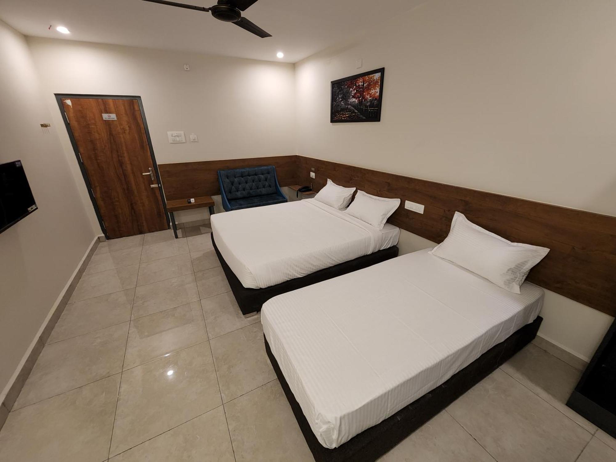 Hotel Vaamana 2*