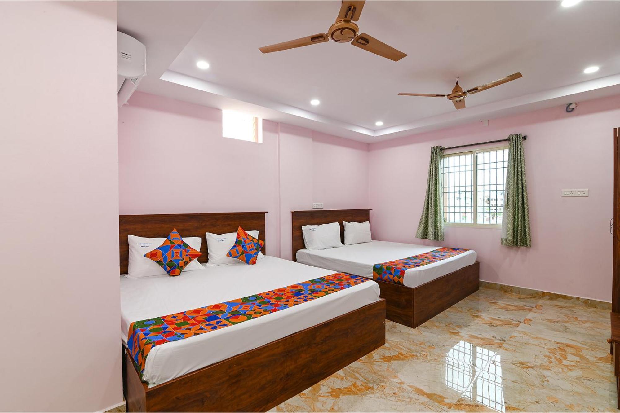 Fabhotel Chandu's Boutique - Nr Bus Stand 3*