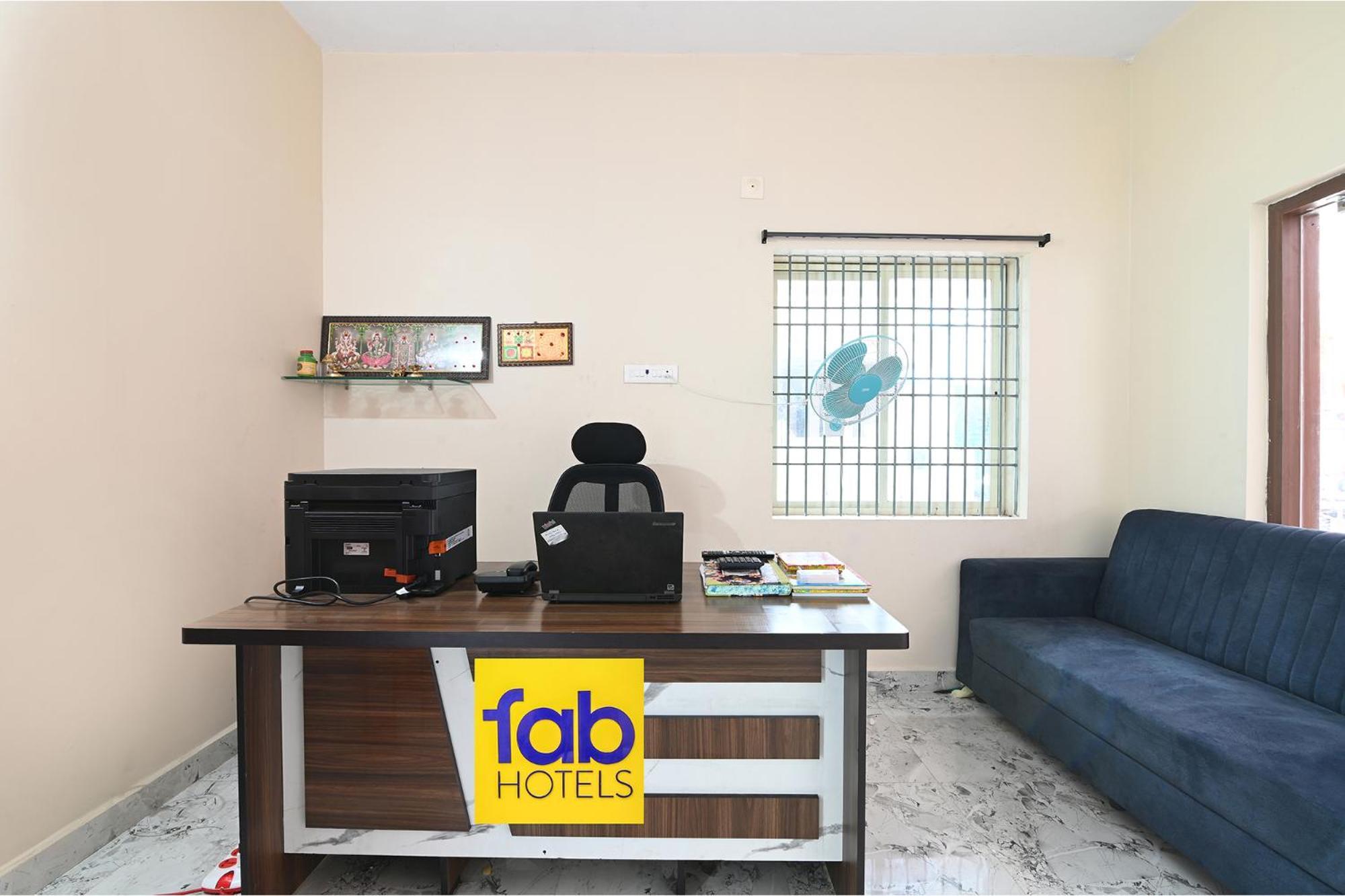 Fabhotel Chandu's Boutique - Nr Bus Stand Hotel Tirupati