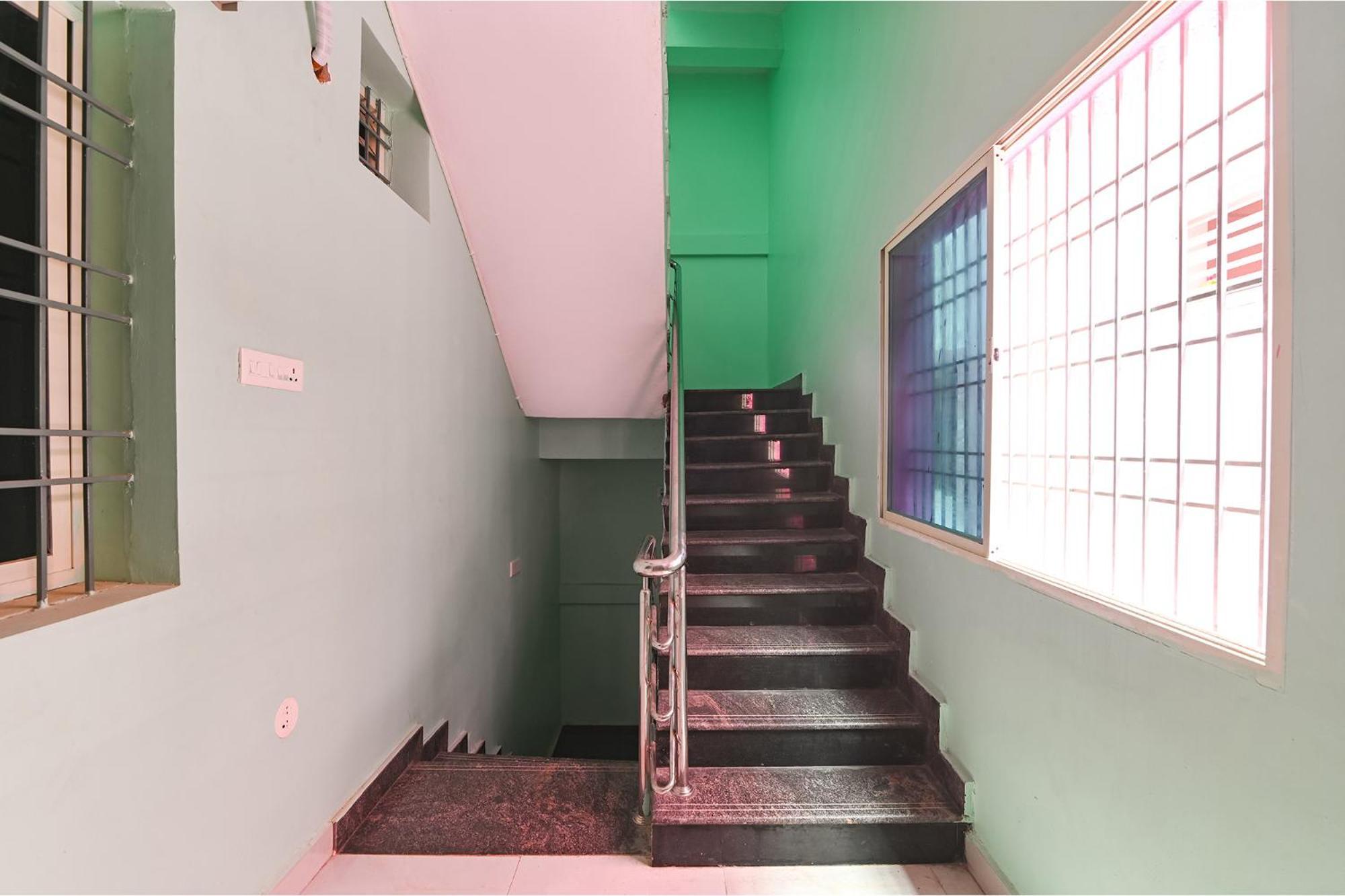 Fabhotel Chandu's Boutique - Nr Bus Stand